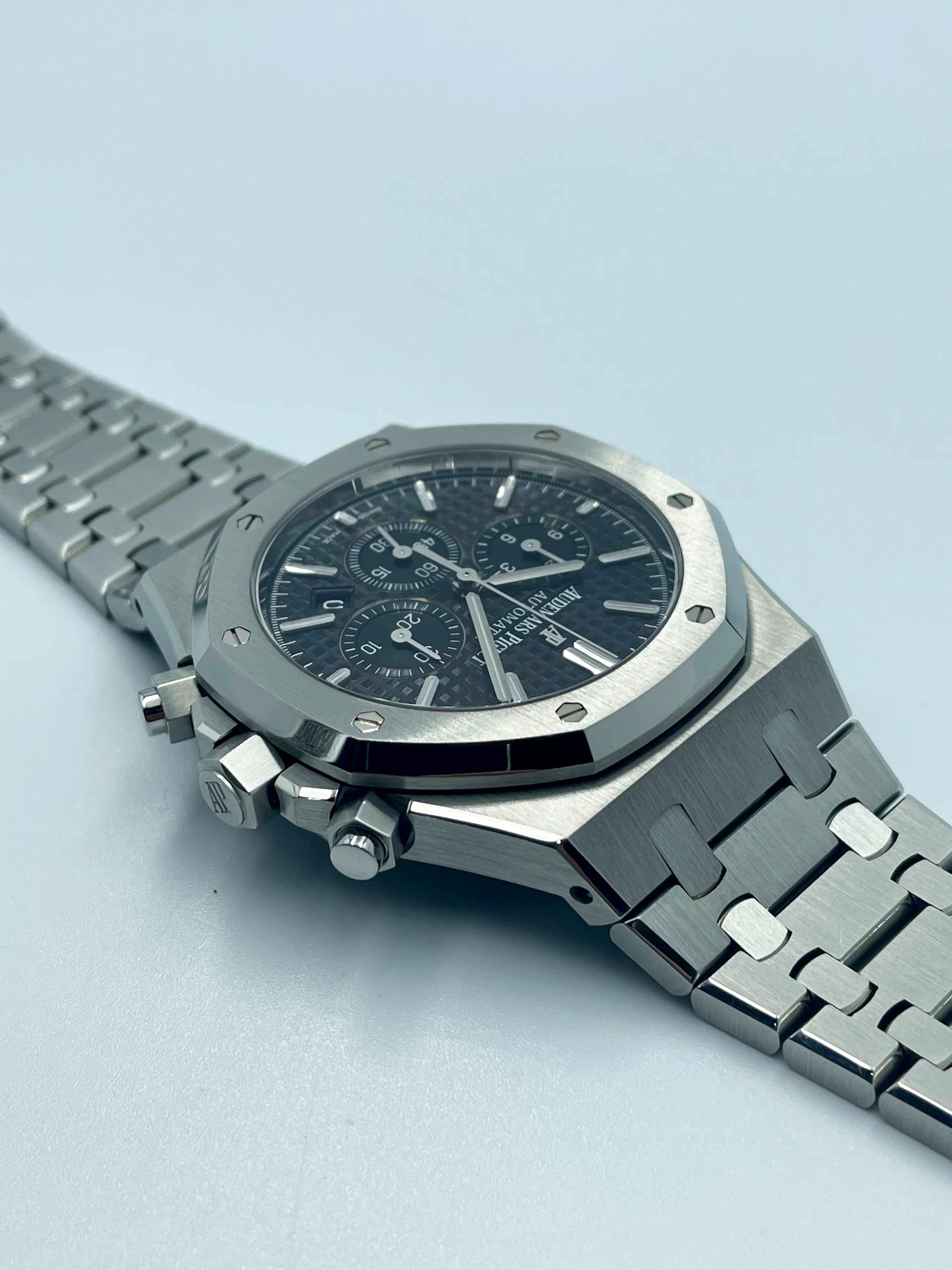 Audemars Piguet Royal Oak Chronograph 41mm 26320ST 2014 [Preowned] - Image 10