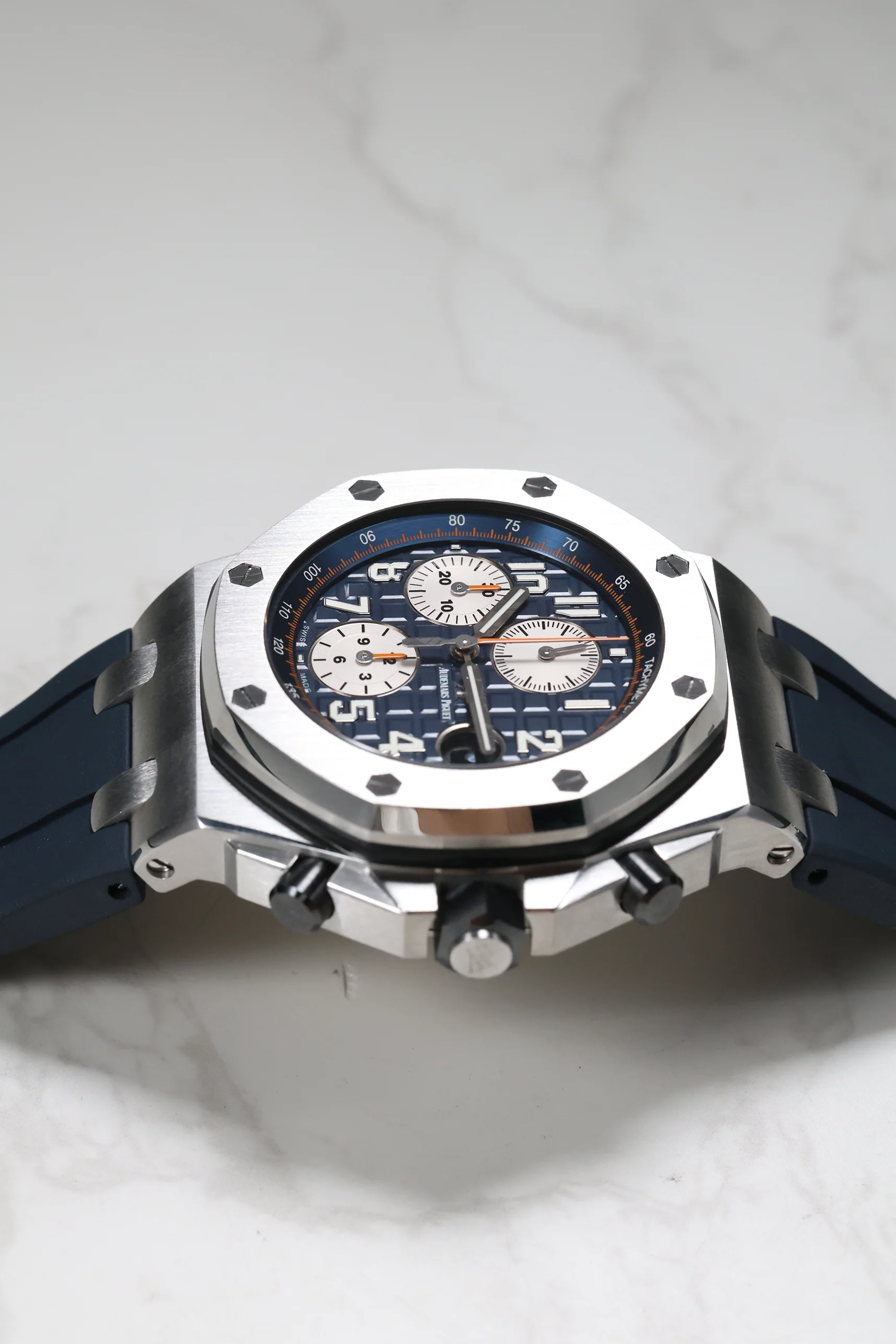 Audemars Piguet Royal Oak Offshore Chronograph Navy 42mm 26470ST 2016 [Preowned] - Image 15