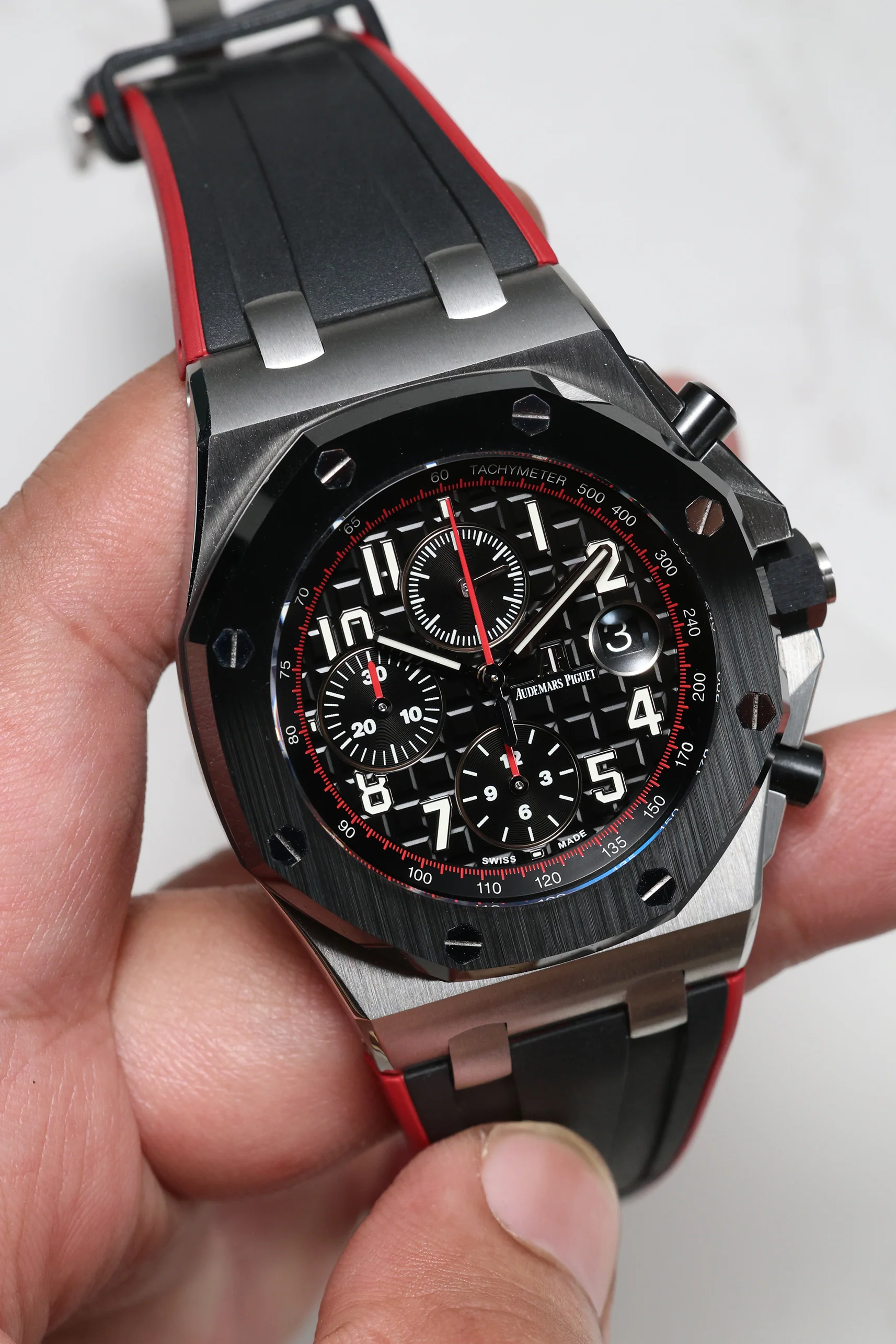 Audemars Piguet Royal Oak Offshore Chronograph Vampire 42mm 2018 [Preowned] - Image 7