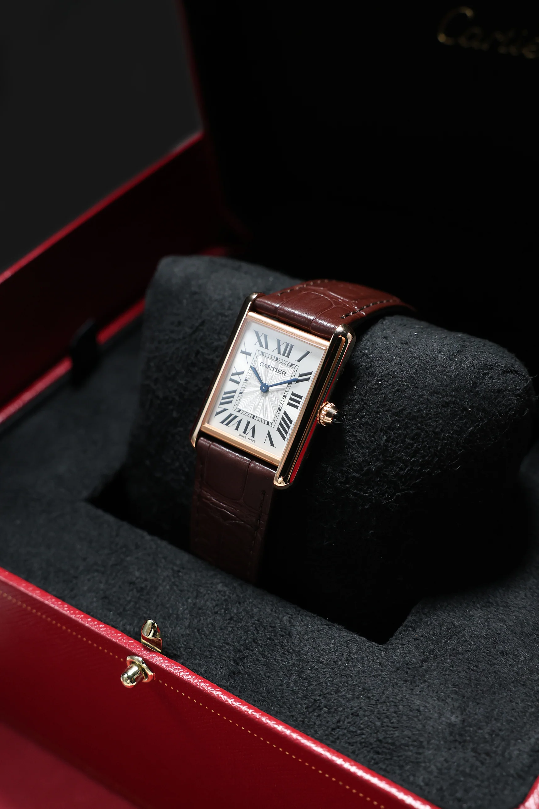 Cartier Tank Louis Large WGTA0011 2021 [Preowned] - Image 4
