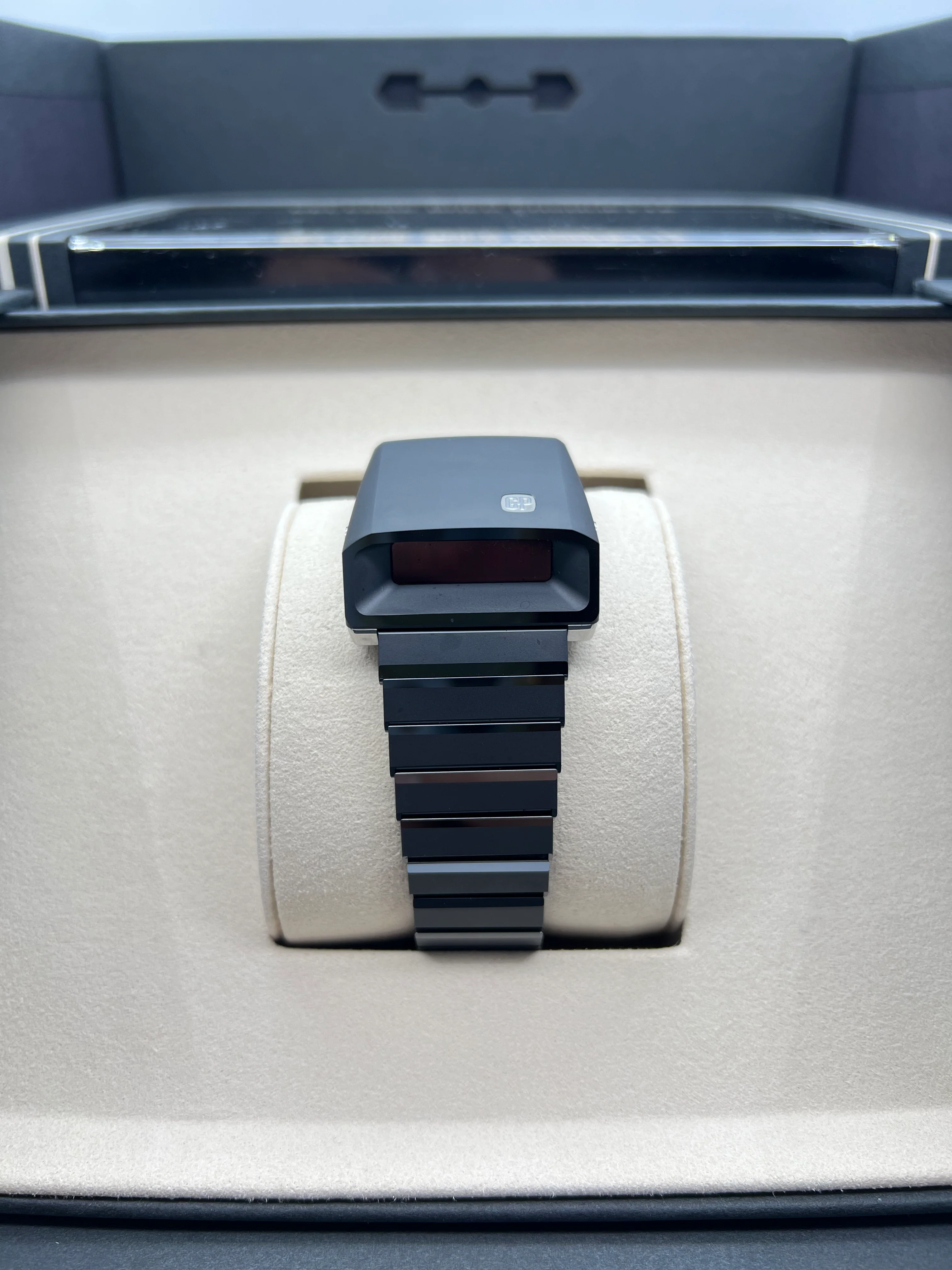 Girard-Perregaux Casquette 2.0 Limited Edition 42mm 2023 [Preowned] - Image 5