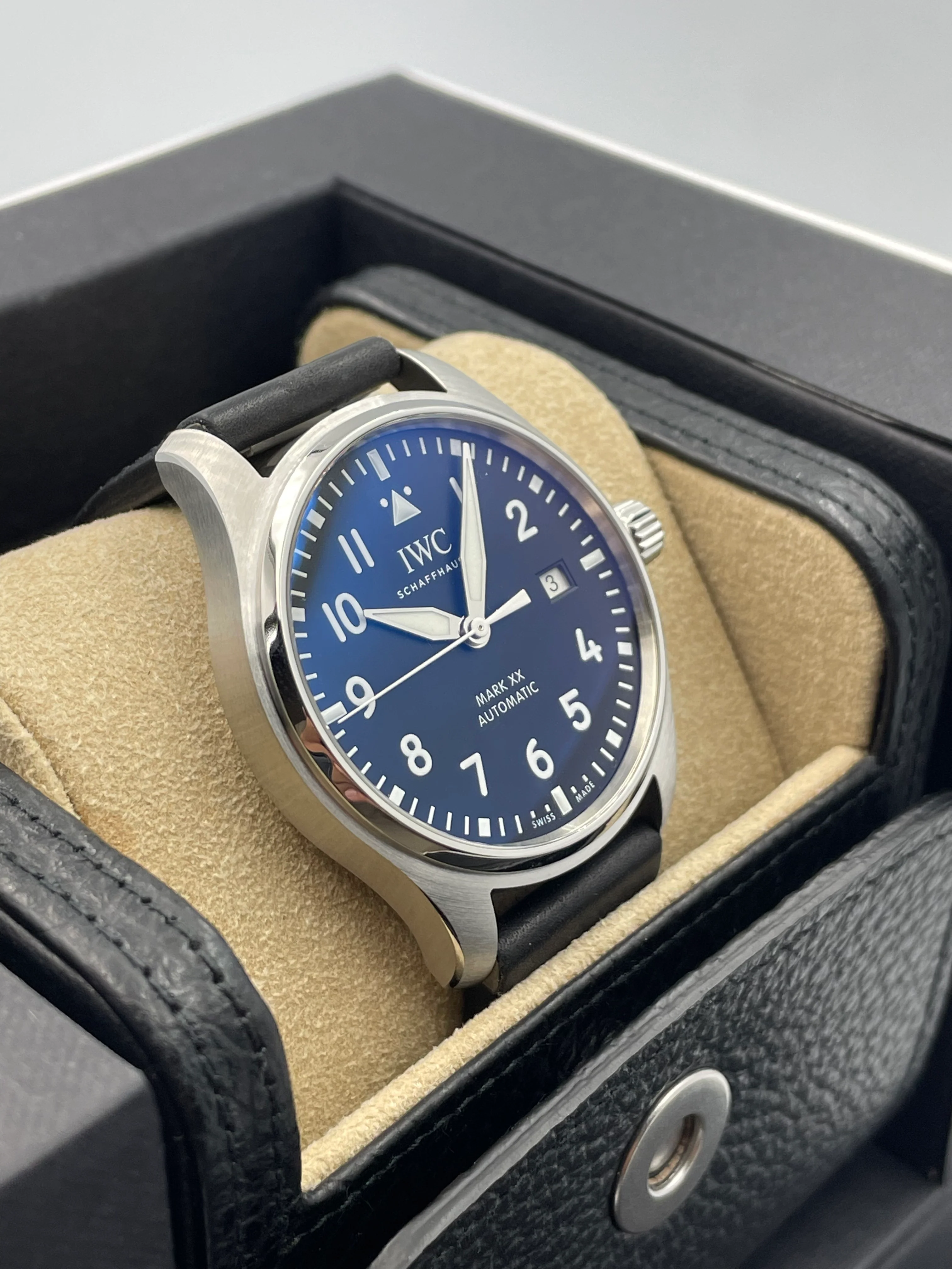 IWC Pilot's Watch Mark XX IW328201 2023 [Preowned] - Image 8