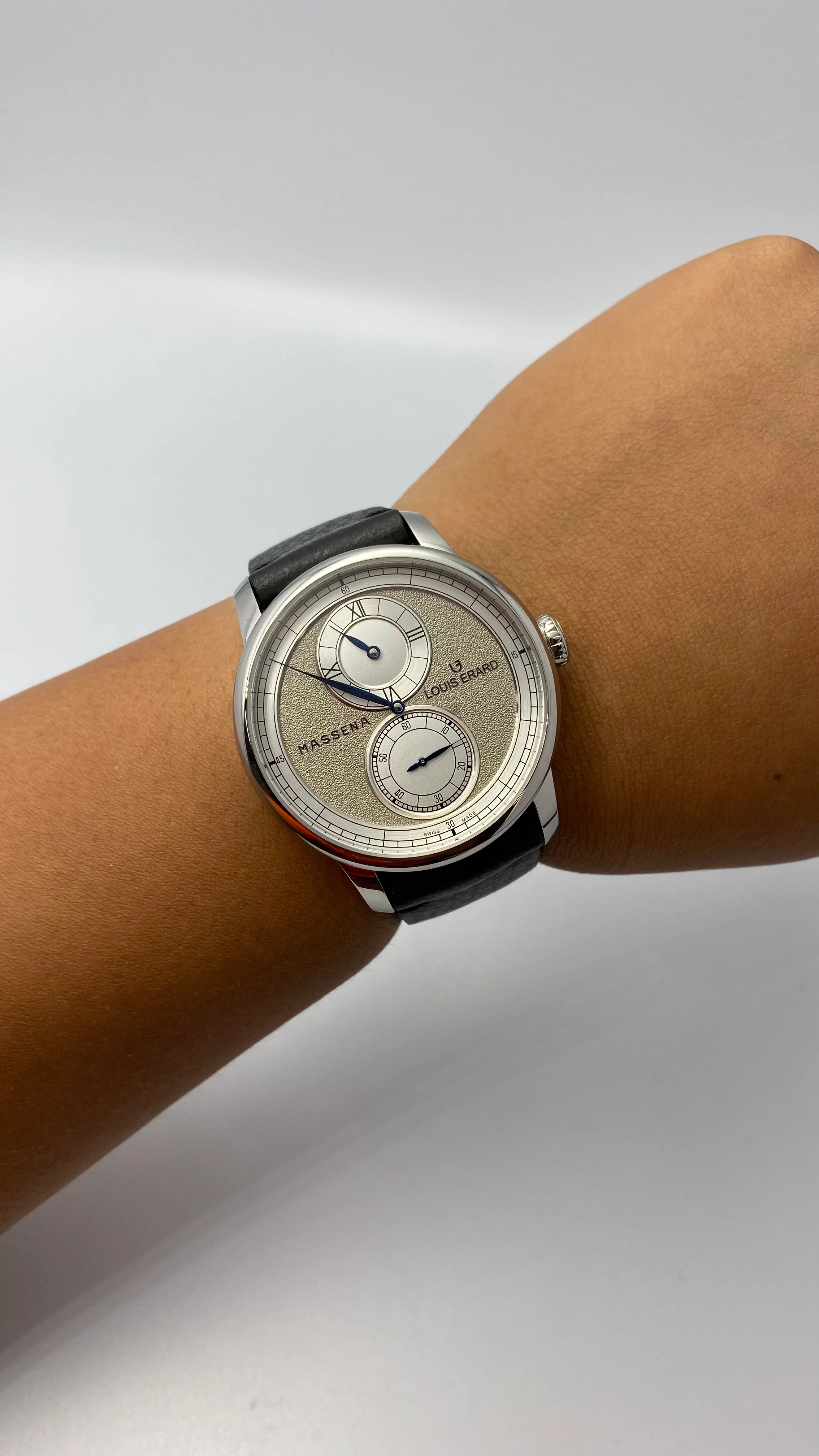 Louis Erard Le Régulateur x Massena LAB Silver 42mm - Image 8