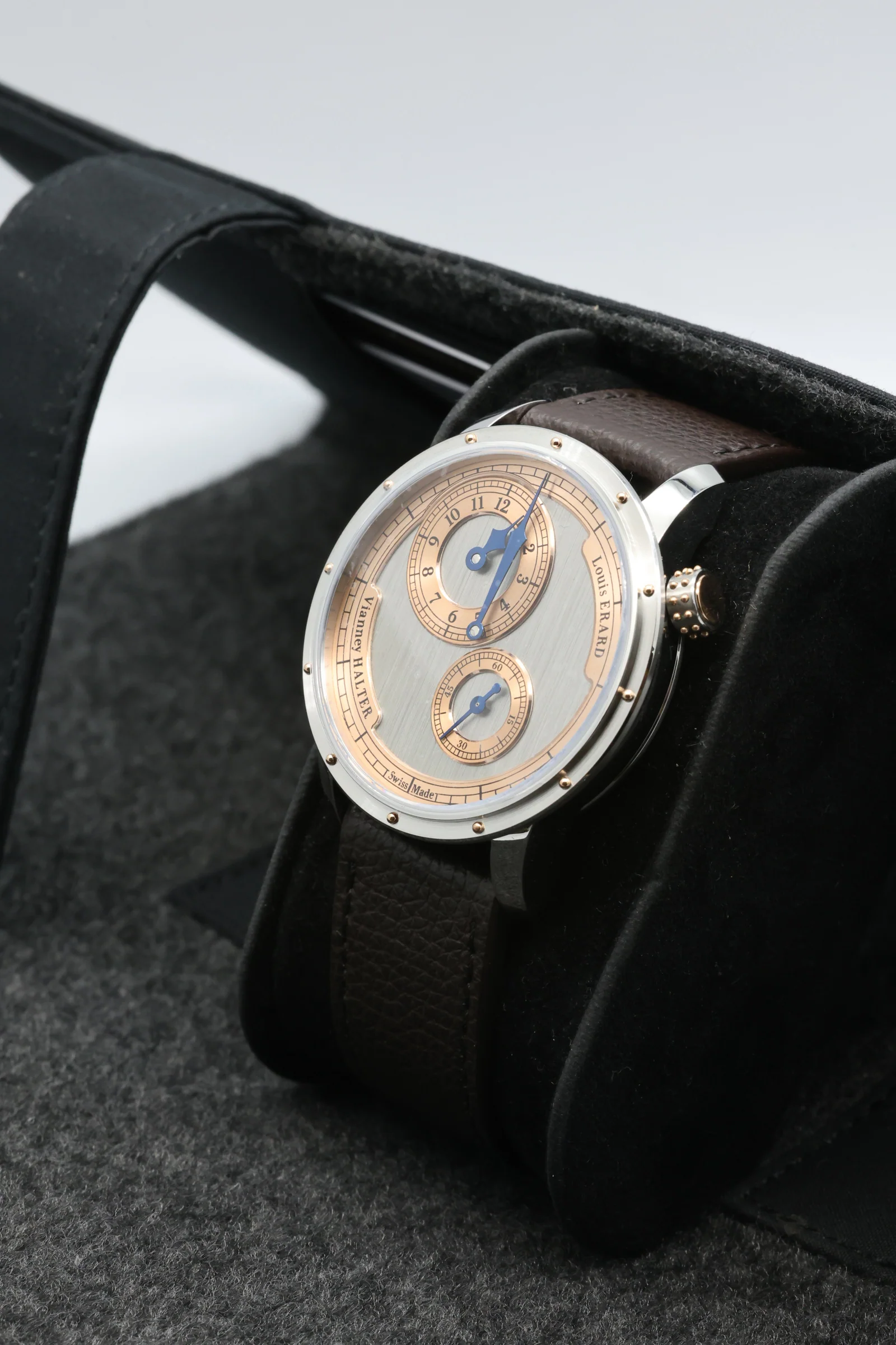 Louis Erard Le Régulateur x Vianney Halter II 43mm 85246AA02.BVA172 - Image 10