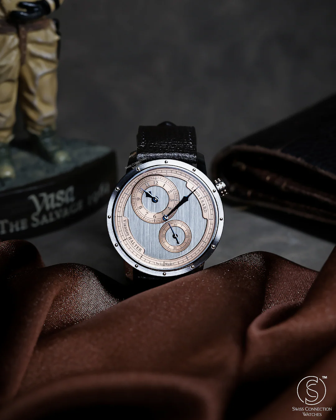 Louis Erard Le Régulateur x Vianney Halter II 43mm 85246AA02.BVA172 - Image 4