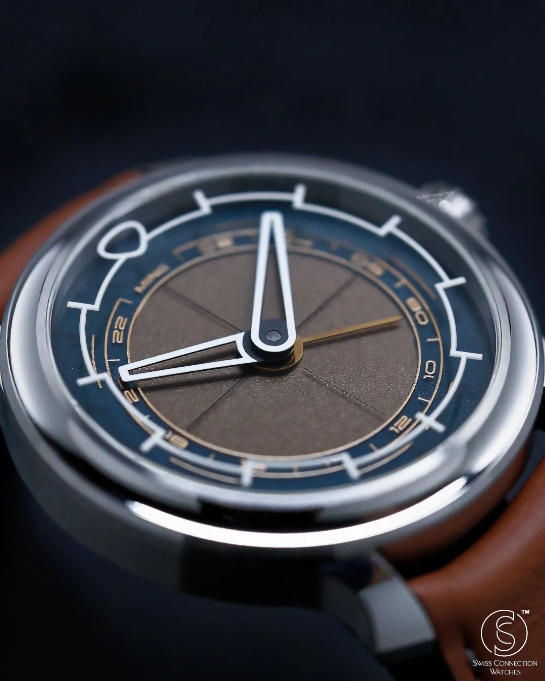 MING 22.01 GMT Gilt  - 38mm 2023 [Preowned] - Image 3