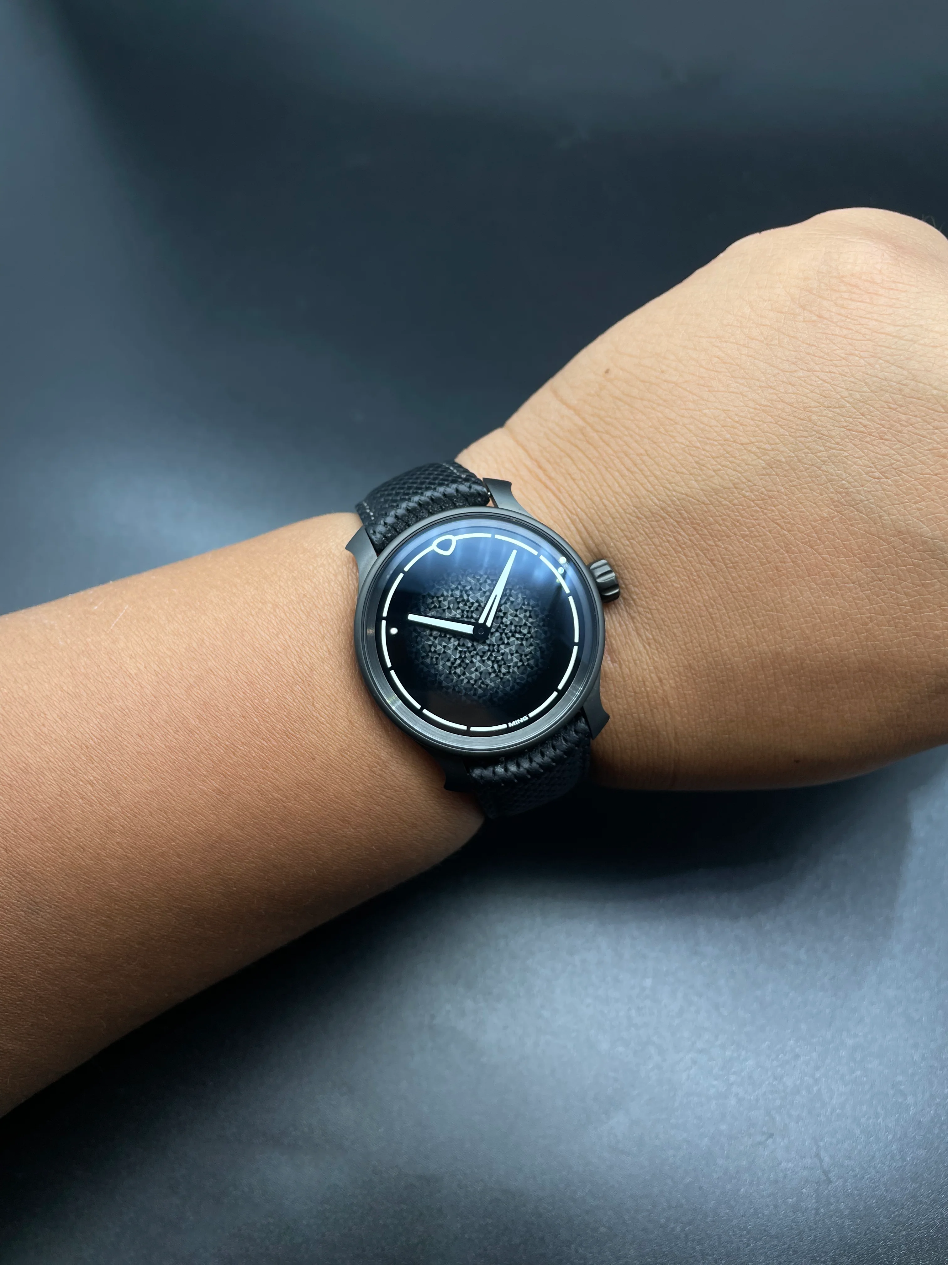 MING 37.07 Monolith 38mm 2024 [Preowned] - Image 2