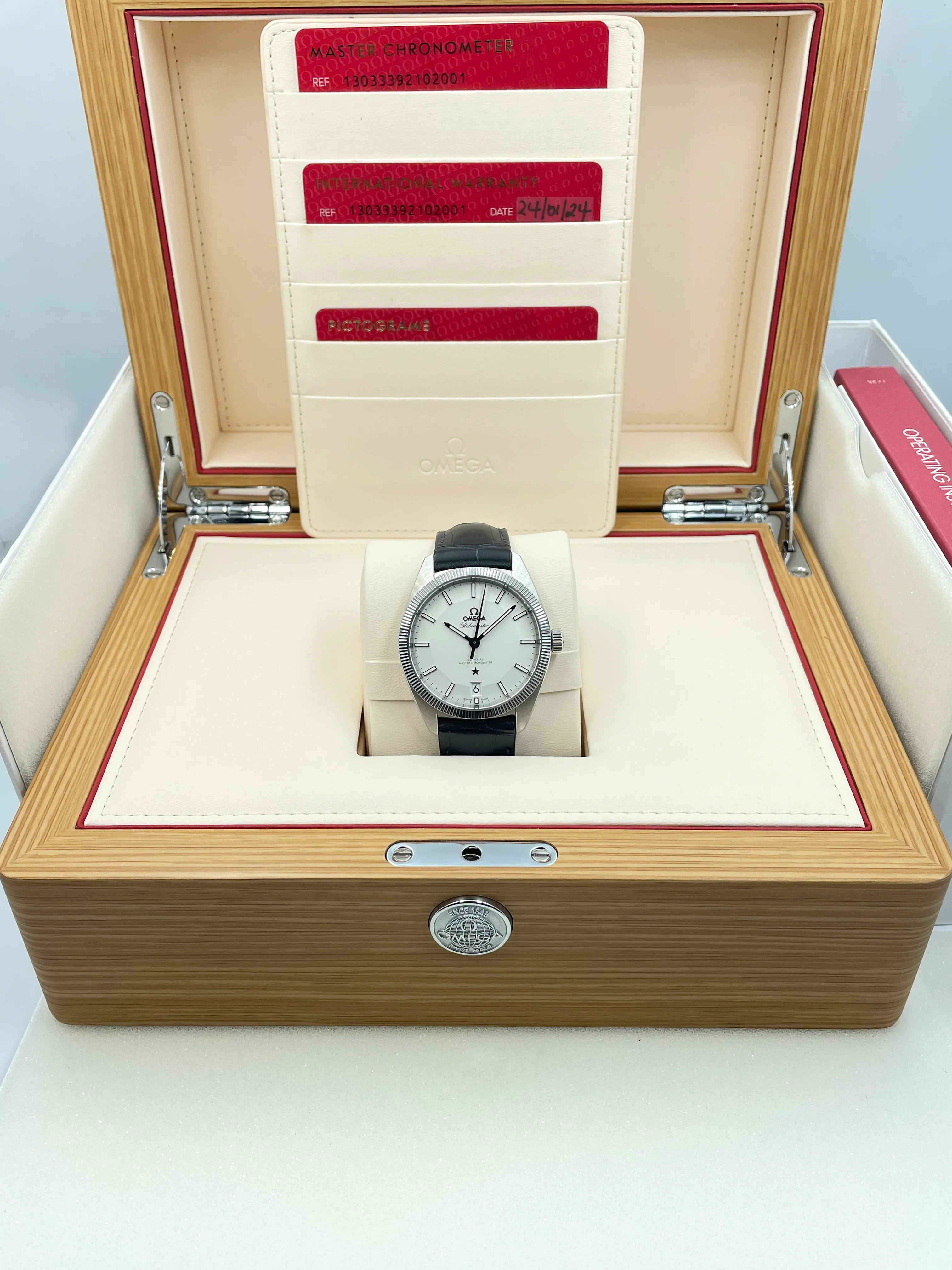 Omega Constellation Globemaster 39mm 130.33.39.21.02.001 2024 [Preowned] - Image 15
