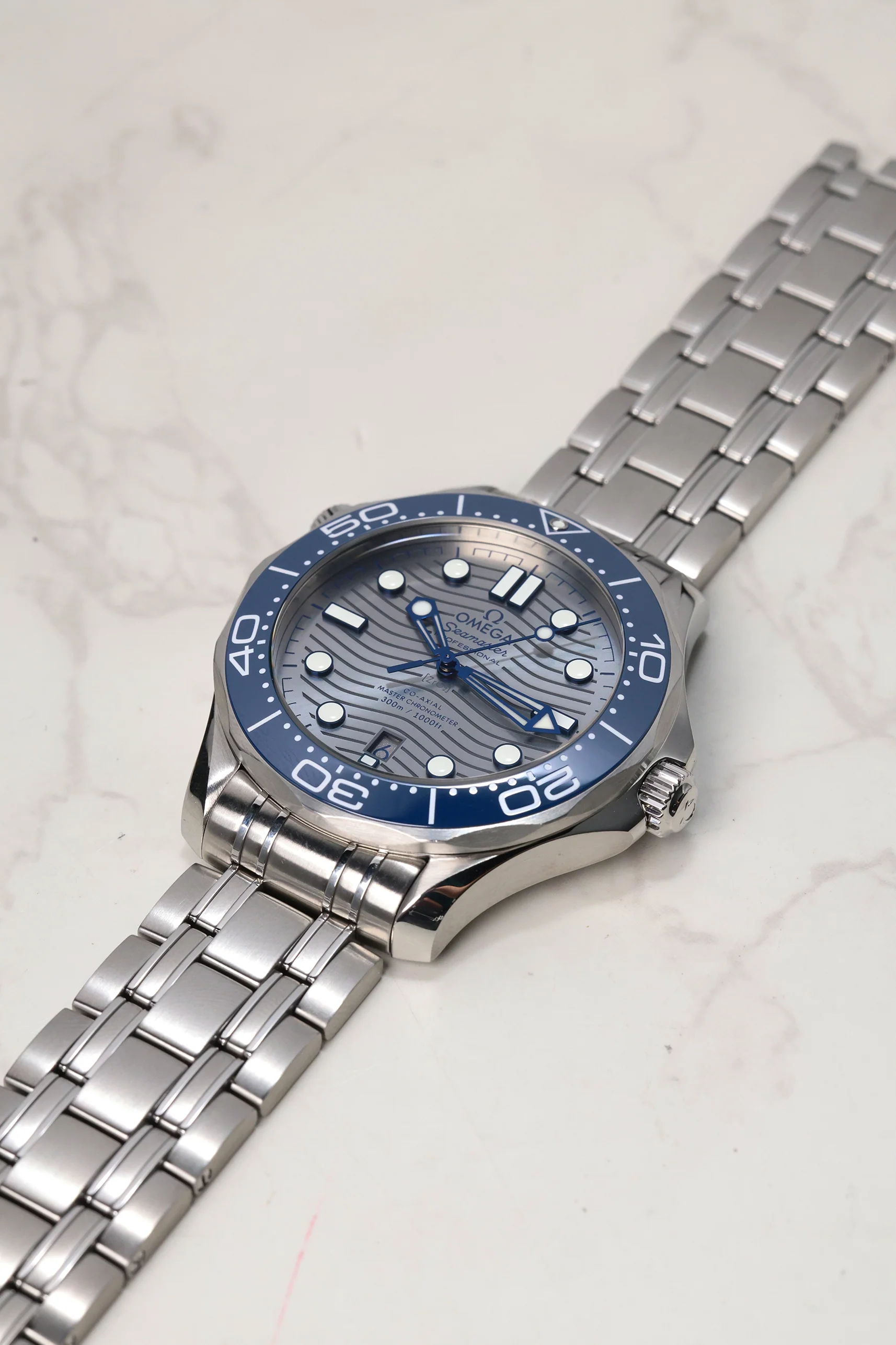 Omega Diver 300m Co-Axial Master Chronometer 42mm 2019 [Preowned] - Image 16
