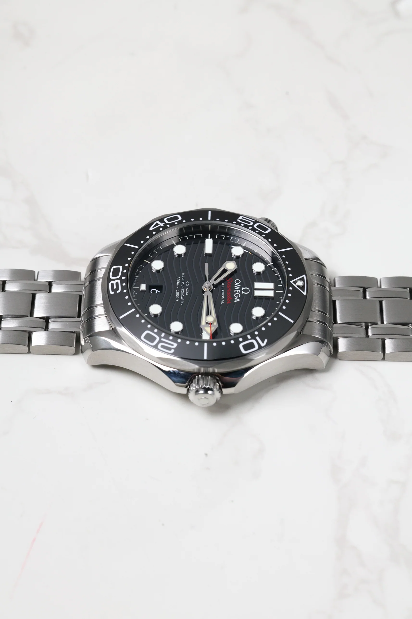 Omega Diver 300m Co-Axial Master Chronometer 42mm 2023 [Preowned] - Image 15