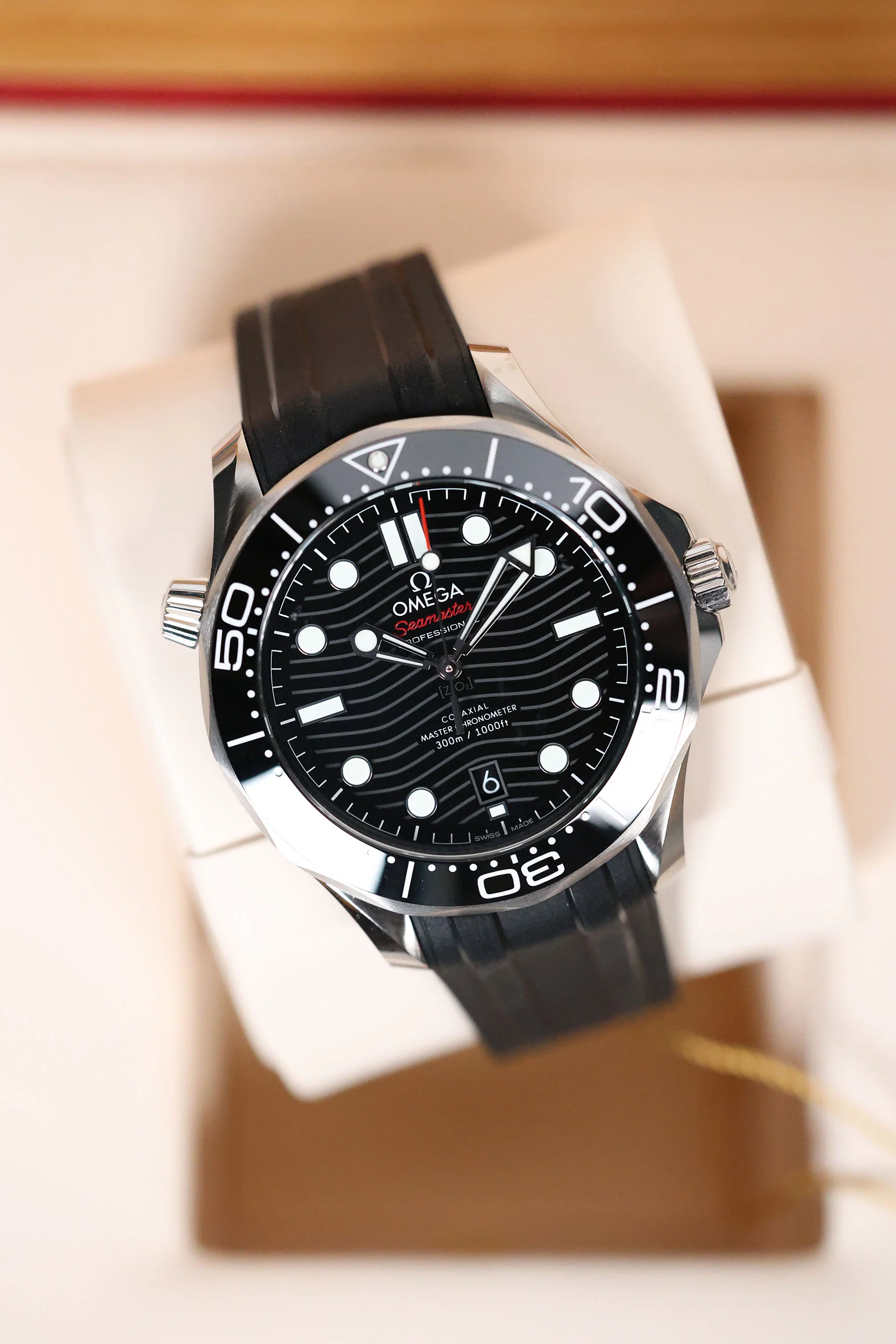 Omega Diver 300m Co-Axial Master Chronometer 42mm - Image 9