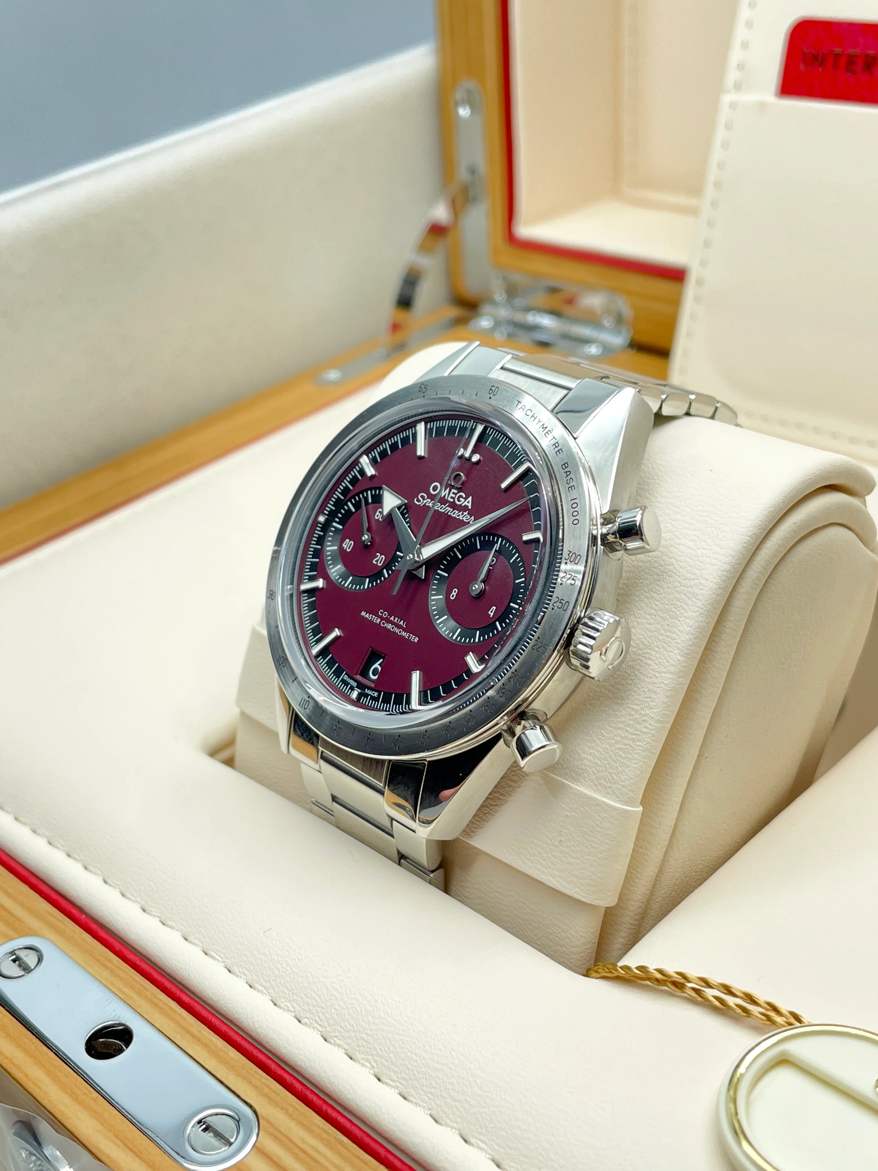 Omega Speedmaster '57 Co‑Axial Chronograph 40.5mm 332.10.41.51.11.001 2024  [Preowned] - Image 6