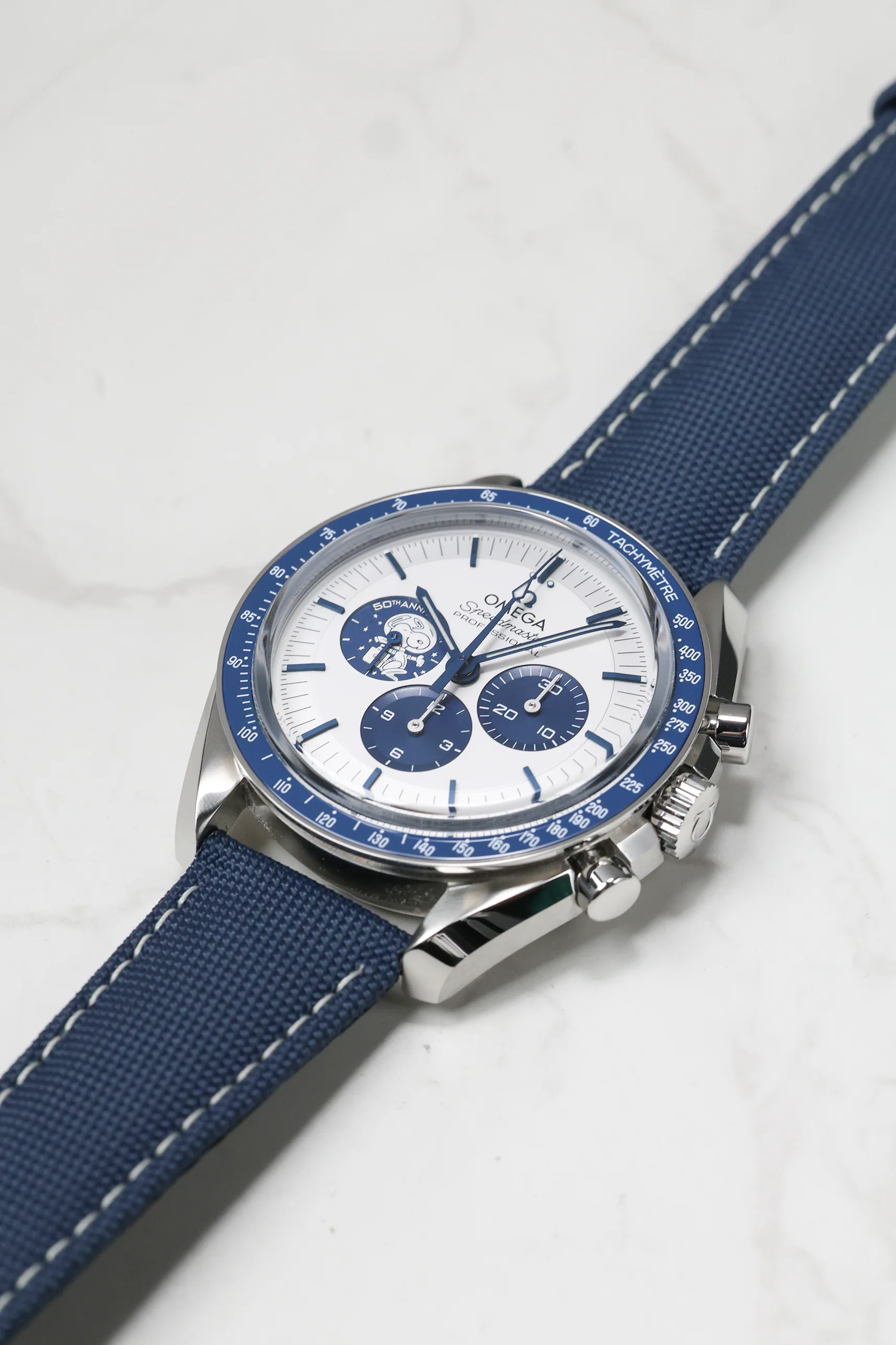 Omega Speedmaster Anniversary Series Silver Snoopy 42mm 310.32.42.50.02.001 2025 [Preowned] - Image 16