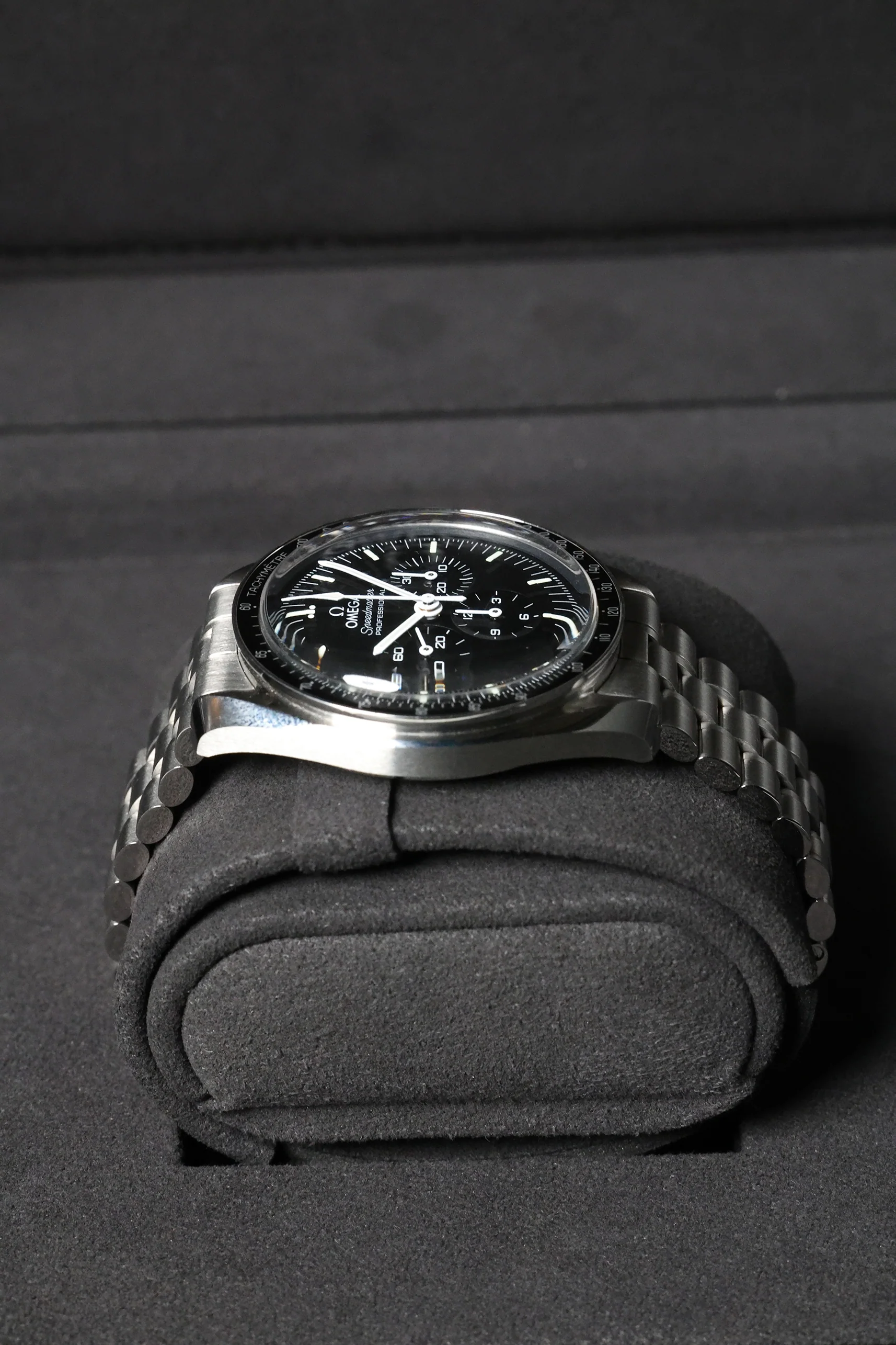 Omega Speedmaster Moonwatch Professional 3861 Hesalite 310.30.42.50.01.001 2024 [Preowned] - Image 12