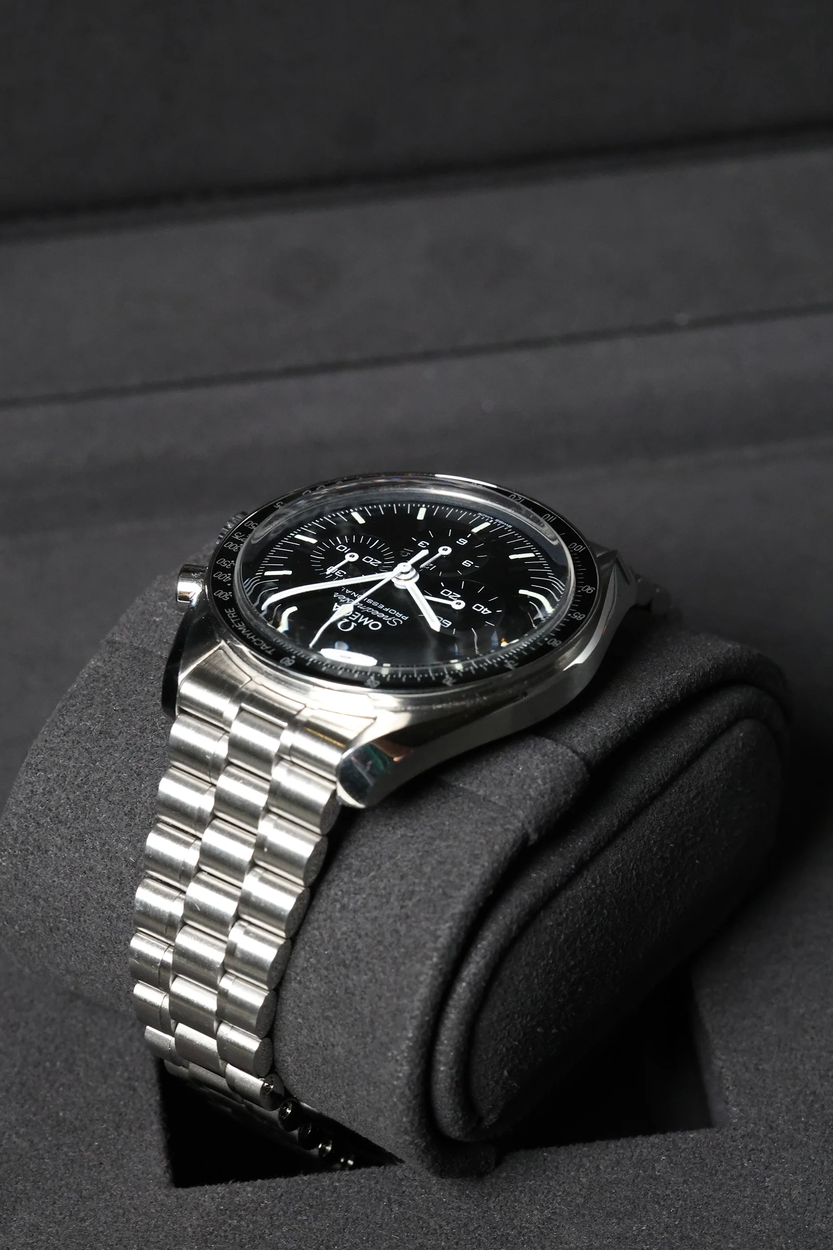 Omega Speedmaster Moonwatch Professional 3861 Hesalite 310.30.42.50.01.001 2024 [Preowned] - Image 13