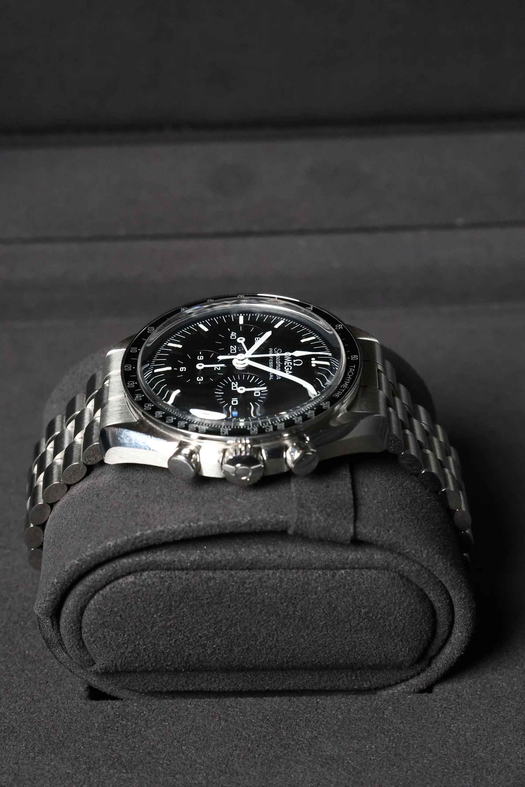 Omega Speedmaster Moonwatch Professional 3861 Hesalite 310.30.42.50.01.001 2024 [Preowned] - Image 15