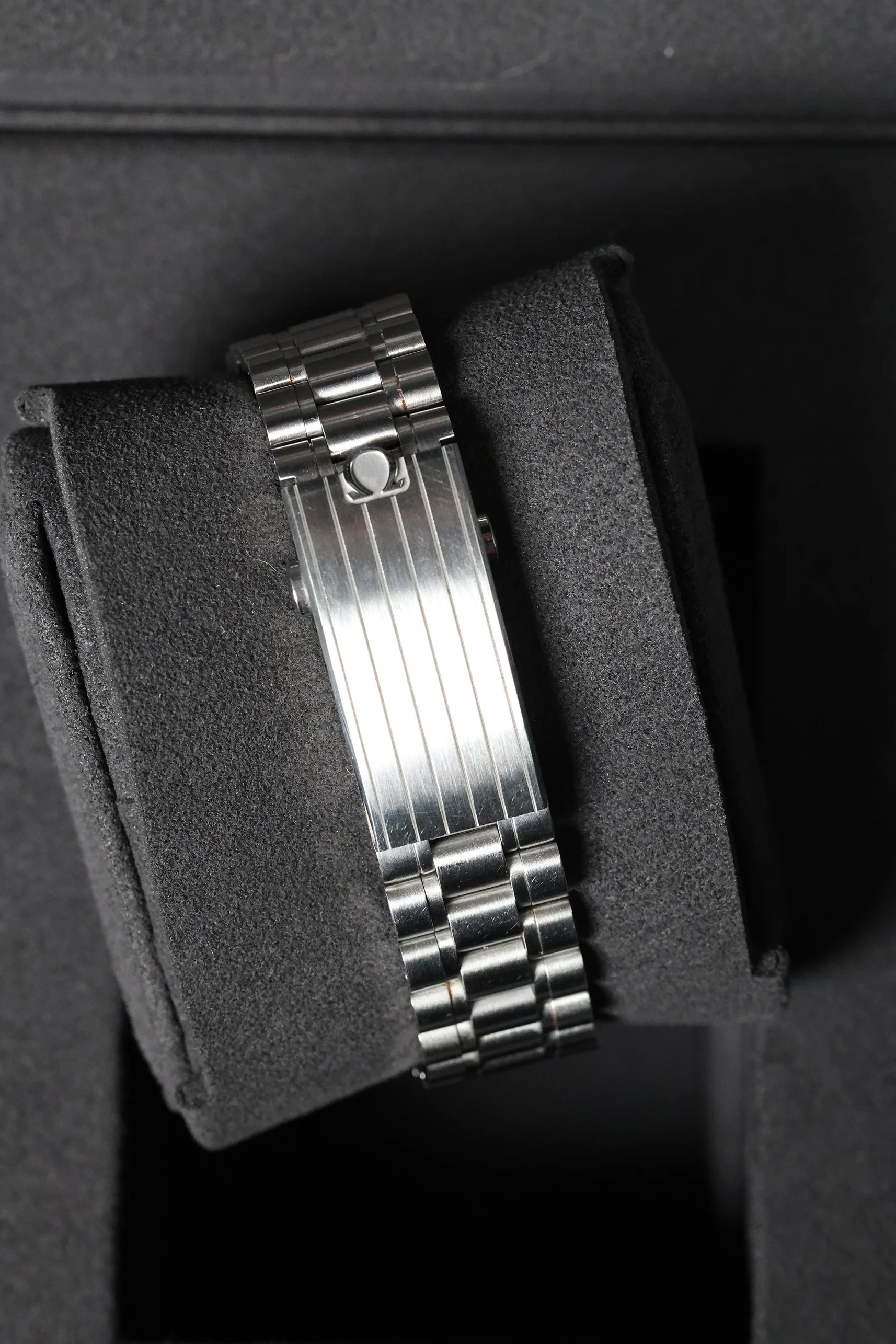 Omega Speedmaster Moonwatch Professional 3861 Hesalite 310.30.42.50.01.001 2024 [Preowned] - Image 17