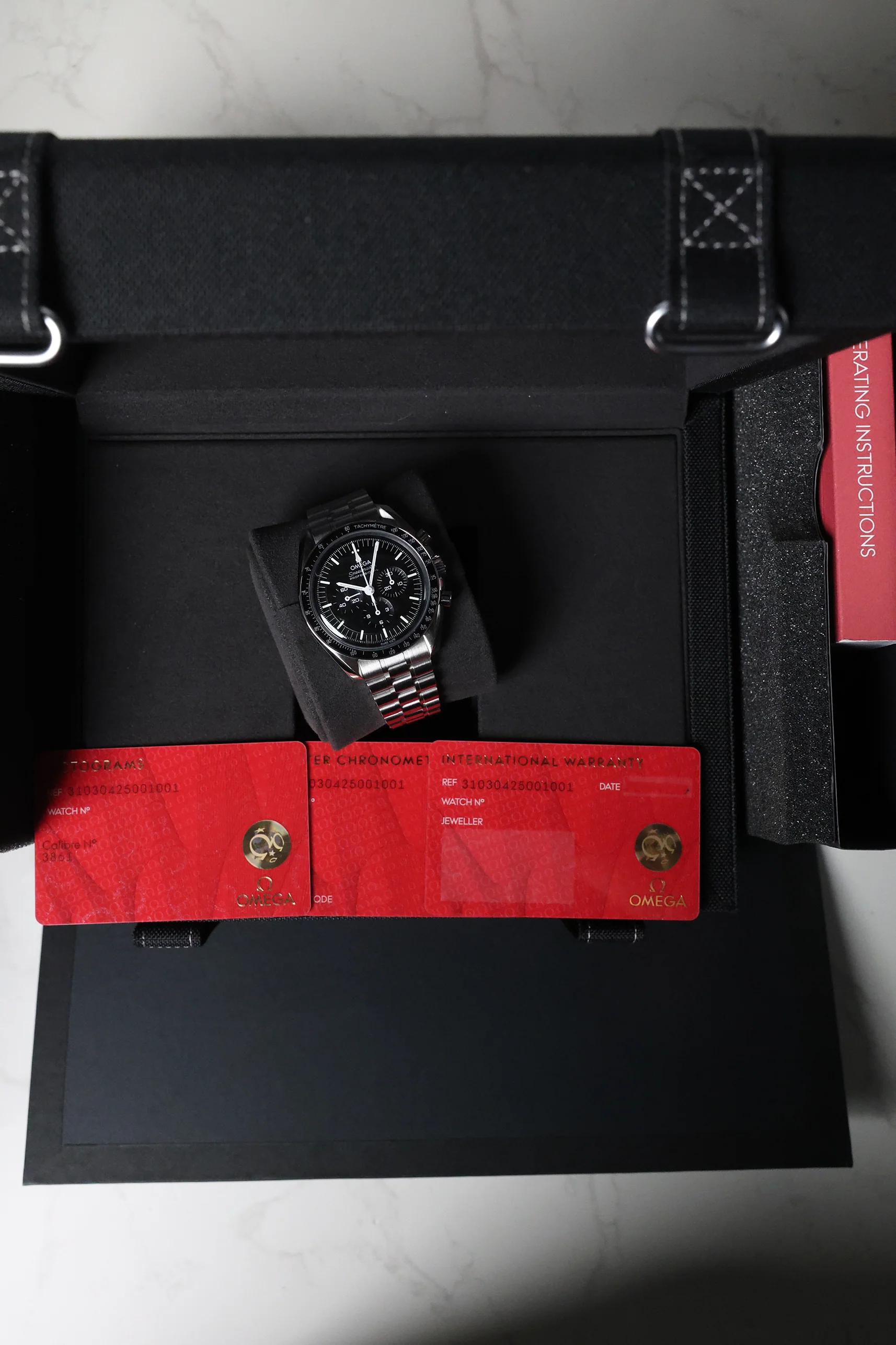 Omega Speedmaster Moonwatch Professional 3861 Hesalite 310.30.42.50.01.001 2024 [Preowned] - Image 18