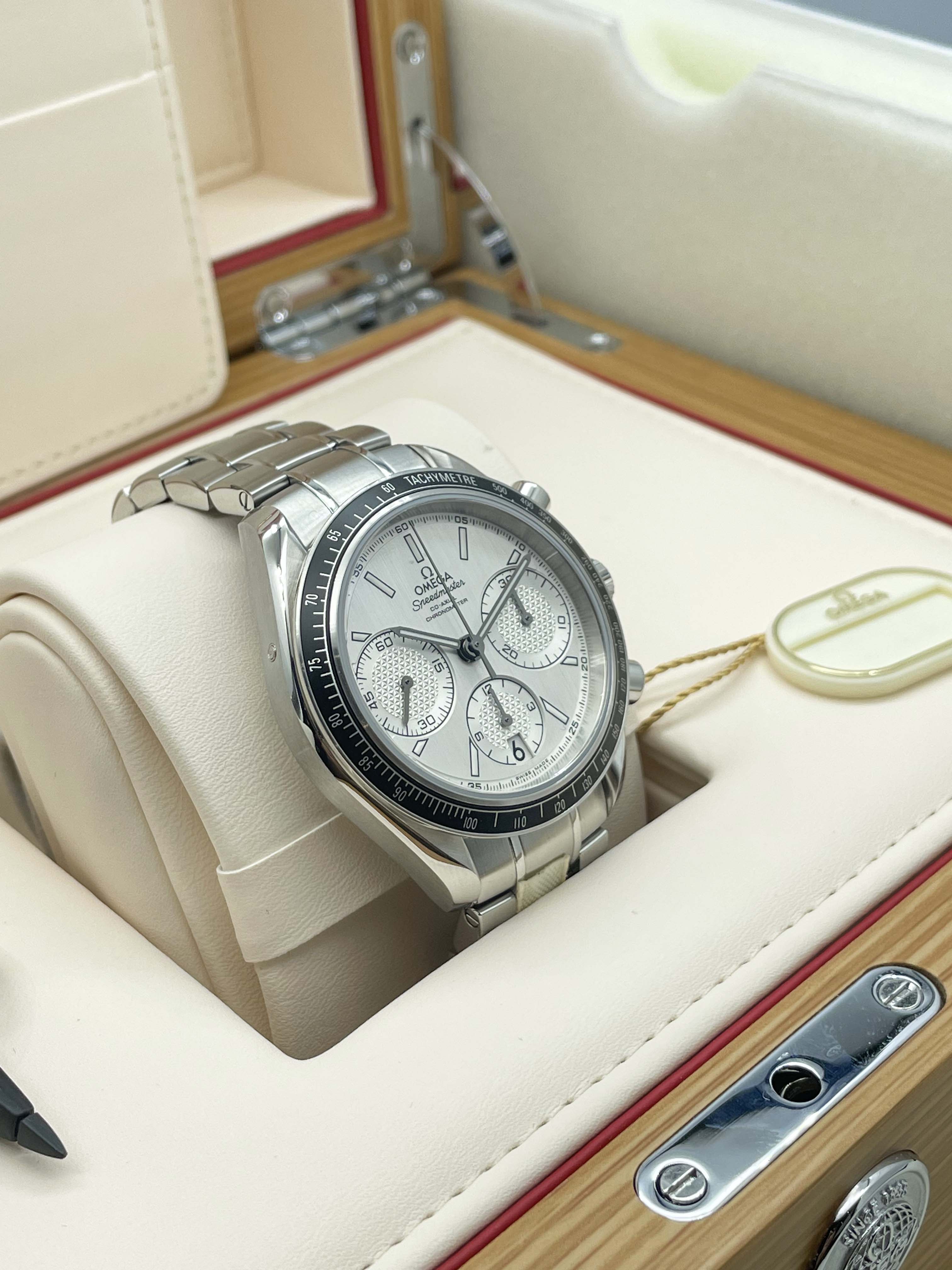 Omega Speedmaster Racing Co-Axial Chronograph 40mm 2018 [Preowned] - Image 8