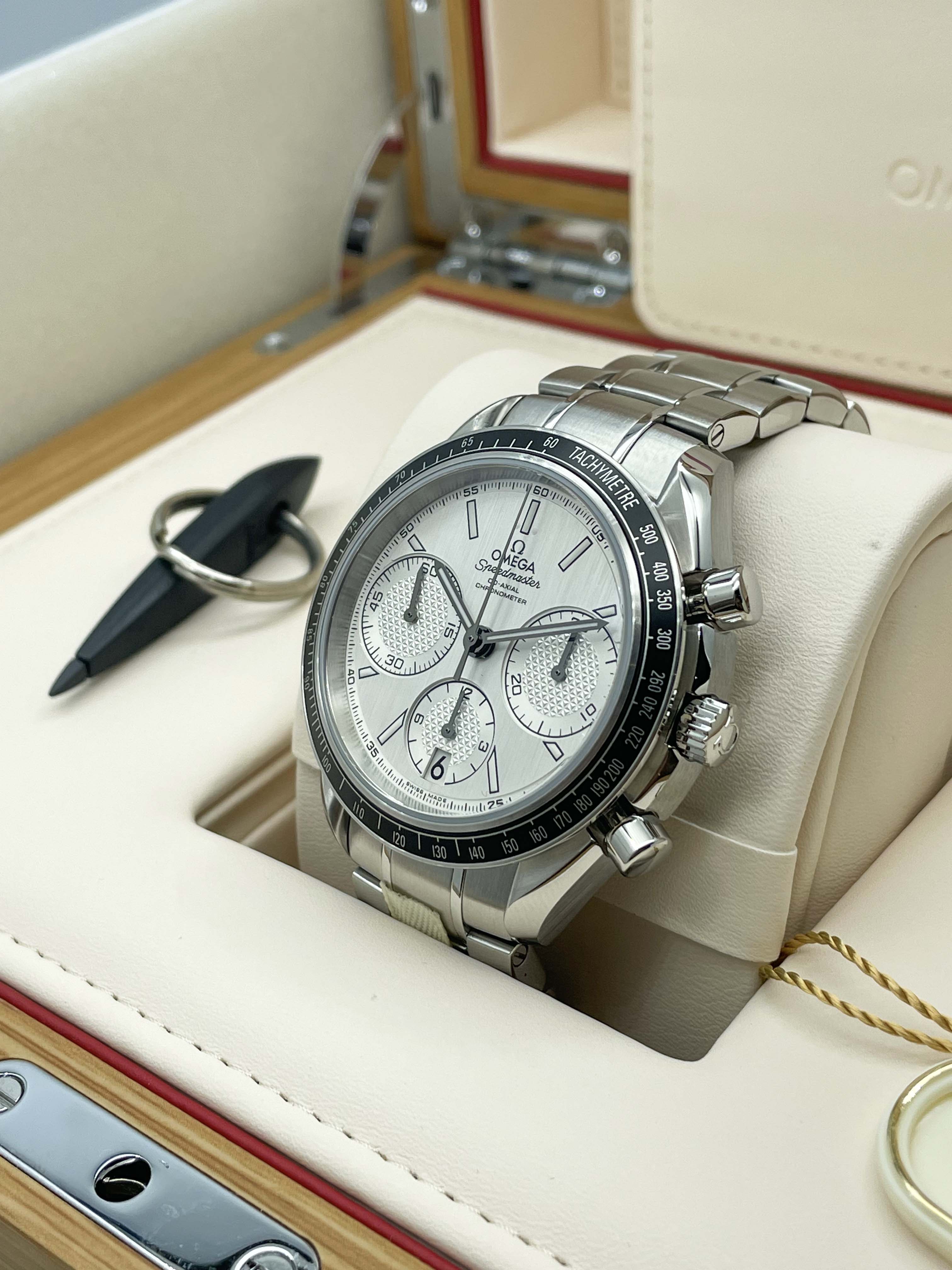 Omega Speedmaster Racing Co-Axial Chronograph 40mm 2018 [Preowned] - Image 9