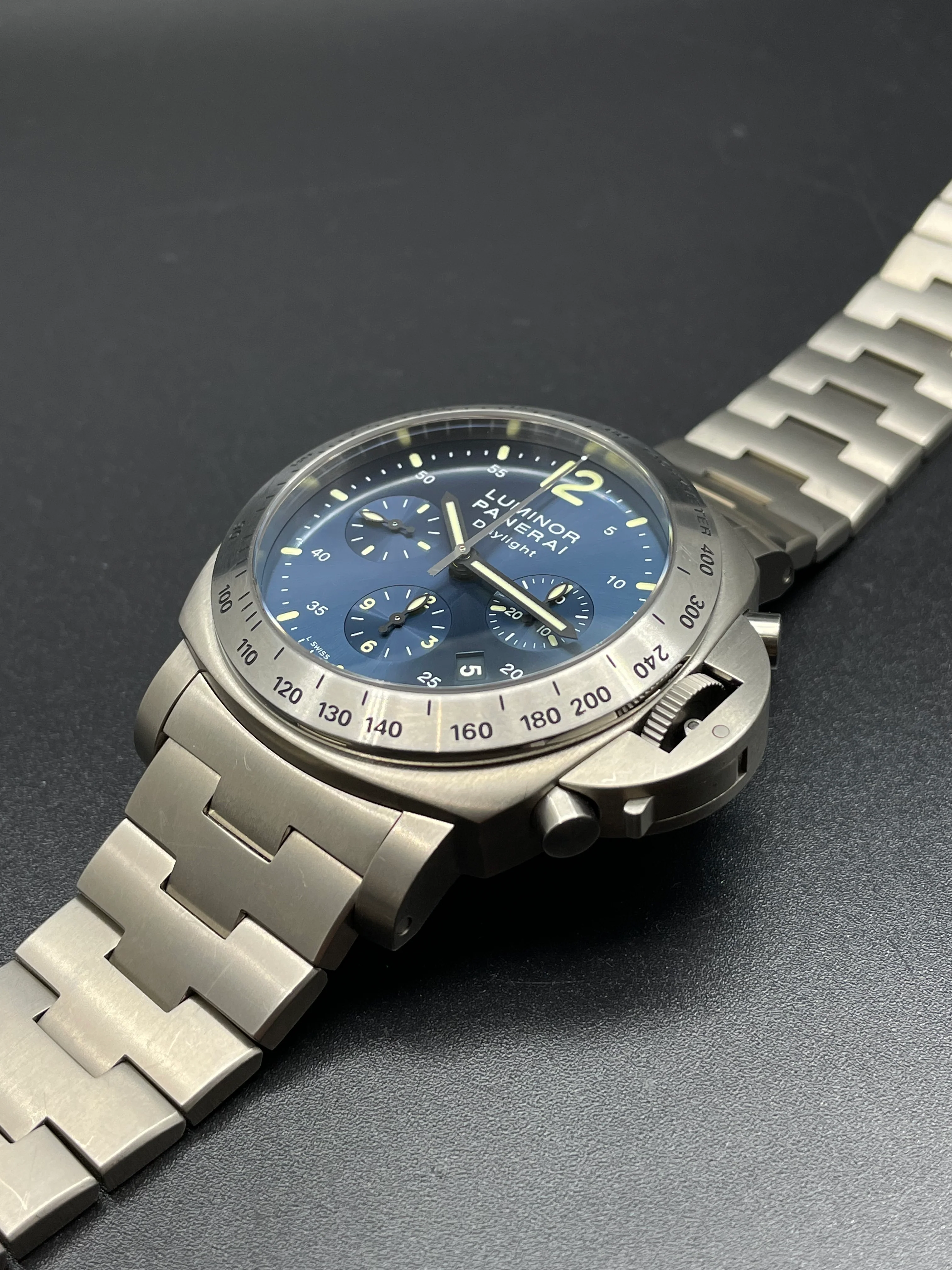 Panerai Luminor Daylight Titanium LE 44mm PAM00327 2010 [Preowned] - Image 12