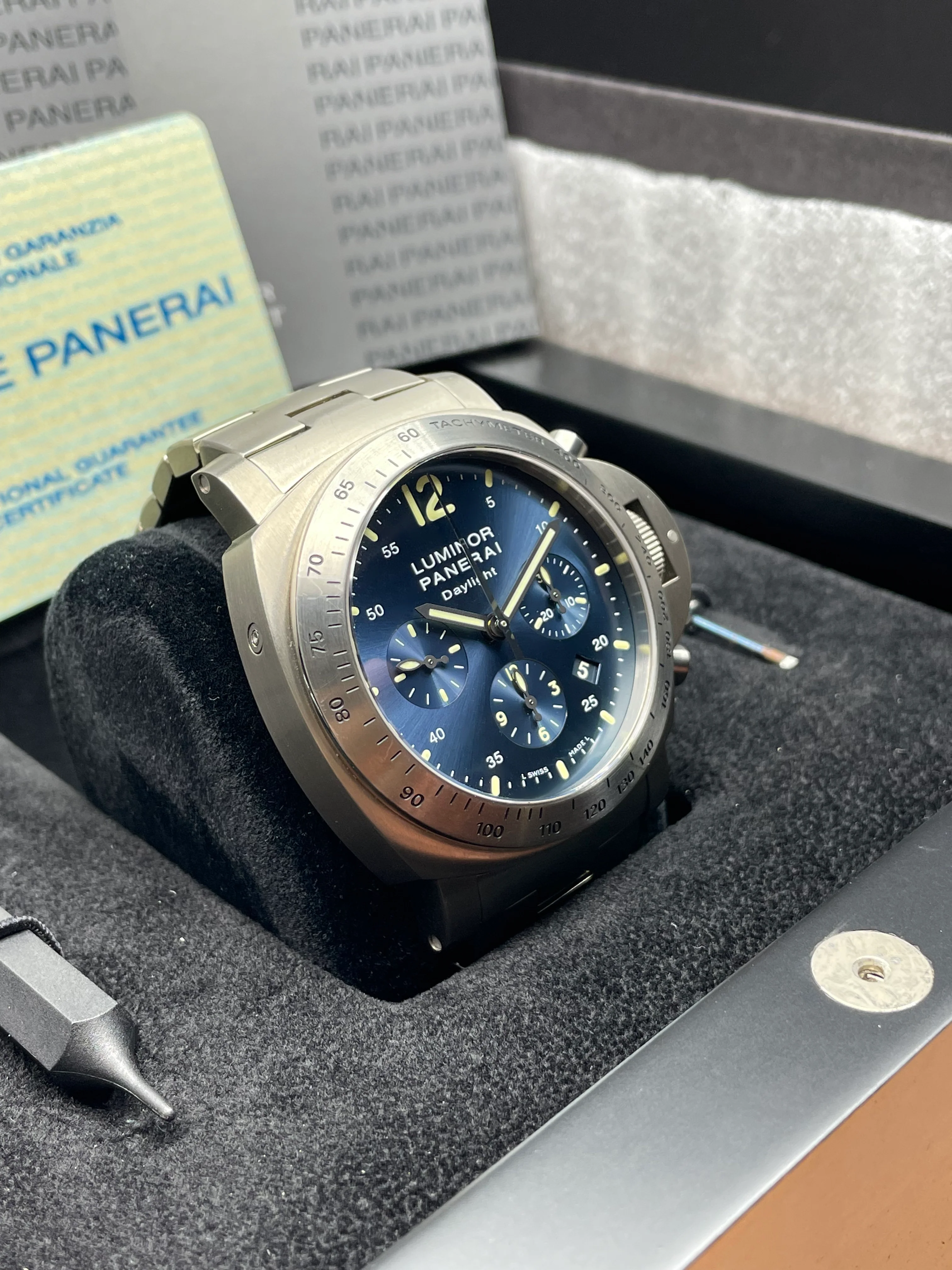 Panerai Luminor Daylight Titanium LE 44mm PAM00327 2010 [Preowned] - Image 5