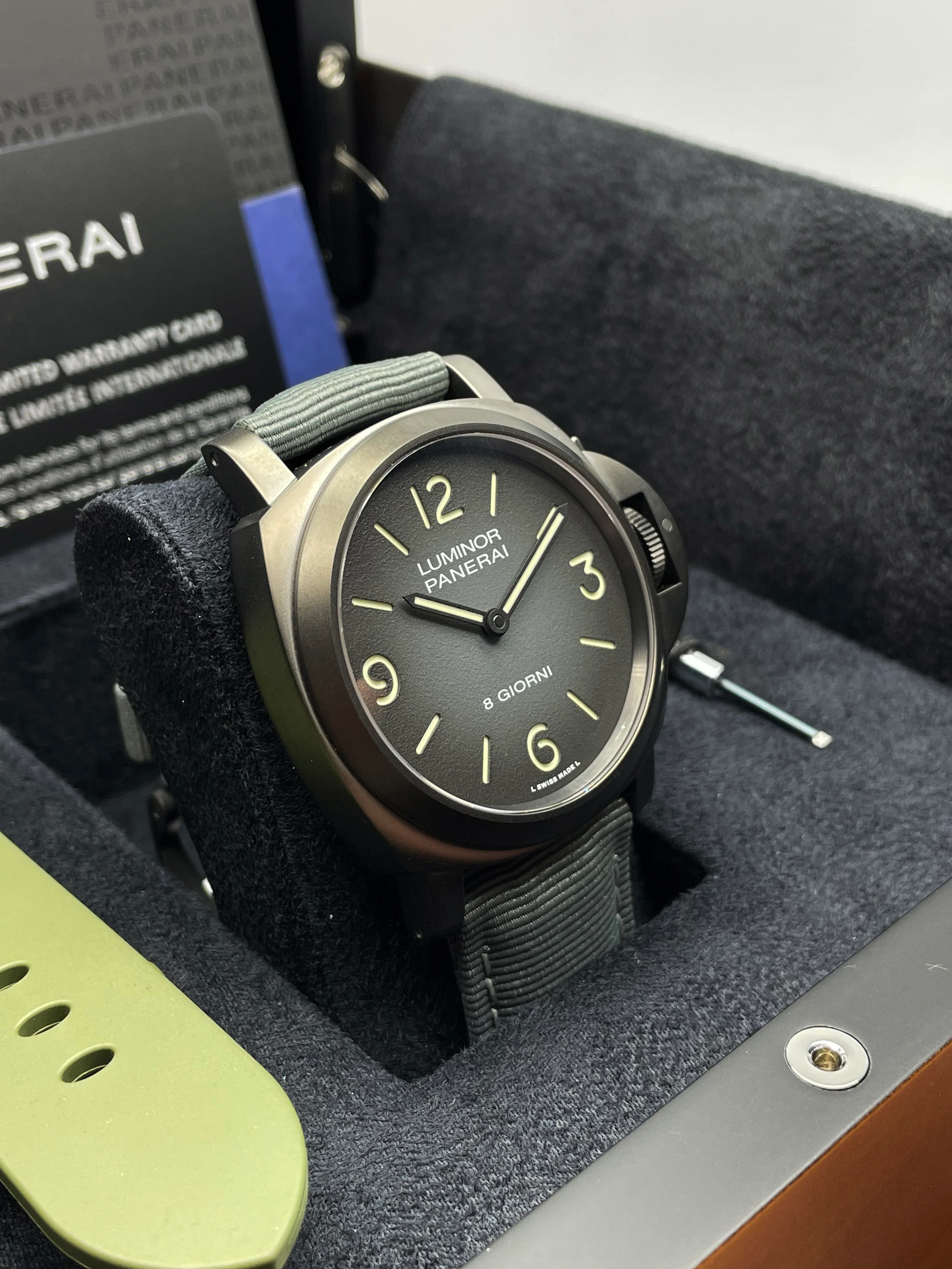 Panerai Luminor Base DLC Geneva Boutique LE 44mm PAM02121 2022 NOS - Image 9