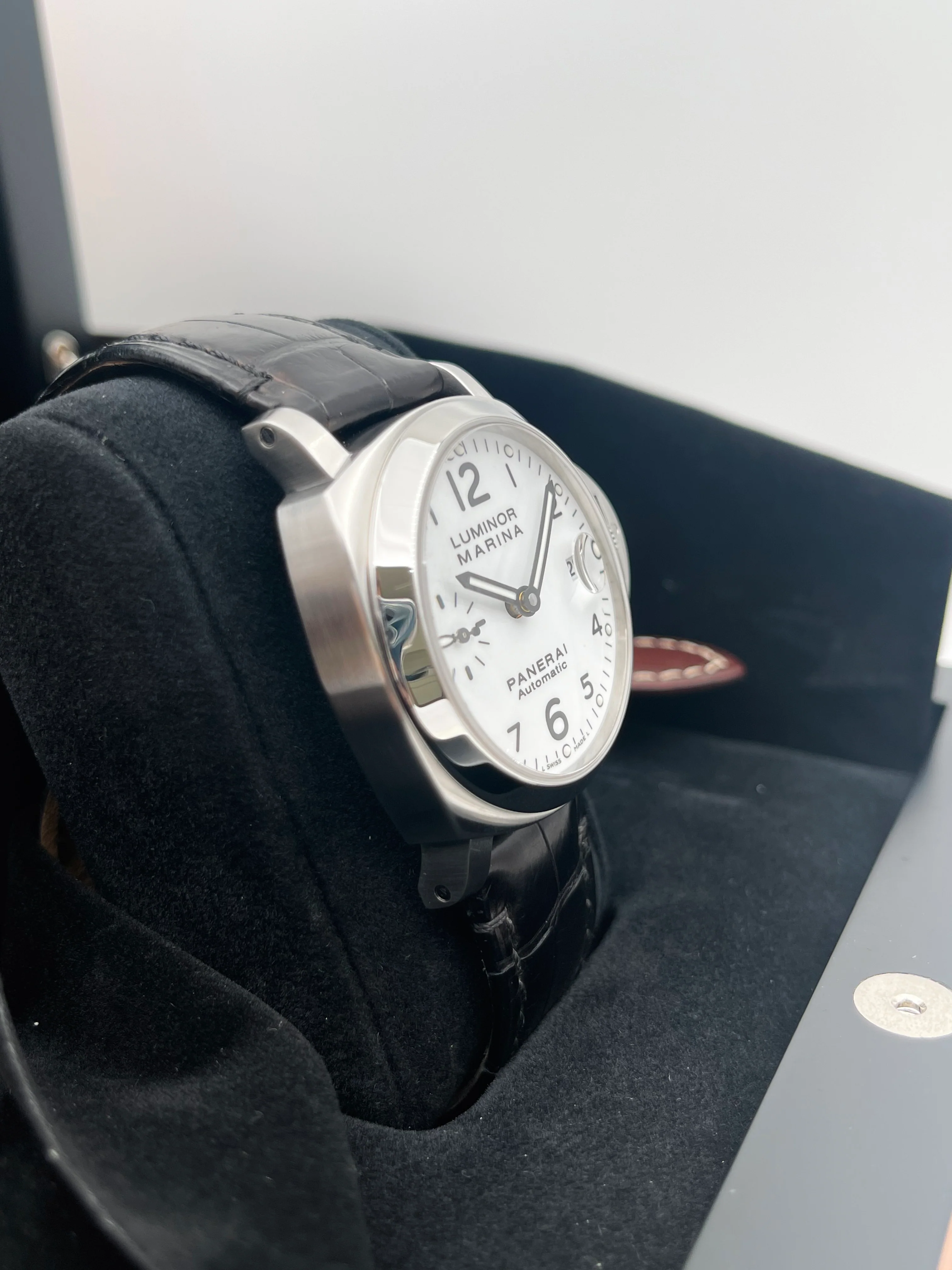 Panerai Luminor Marina White 40mm PAM00049 2008 [Preowned] - Image 4