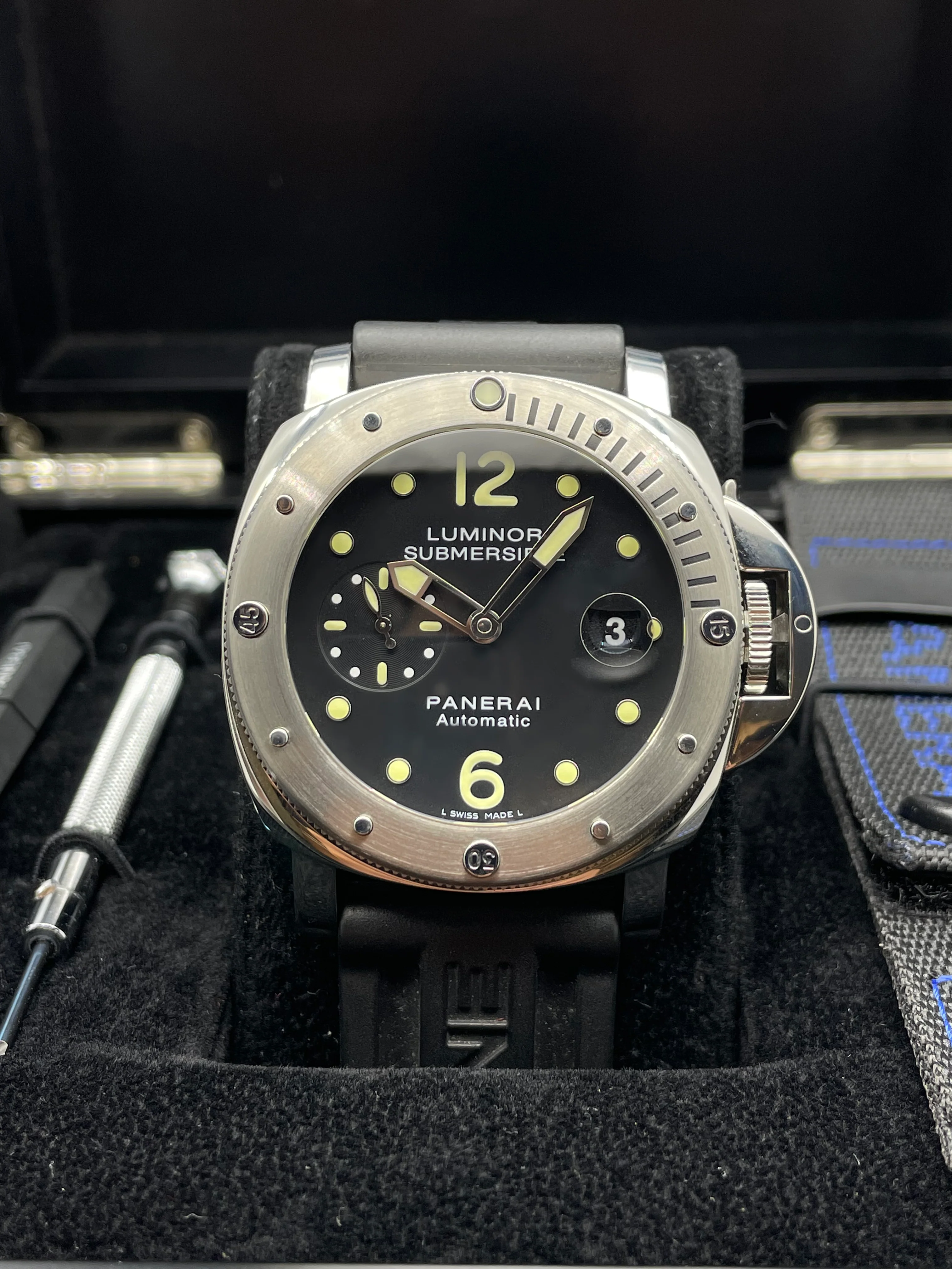 Panerai Submersible Automatic 44mm PAM00024 2015 [Preowned] - Image 6