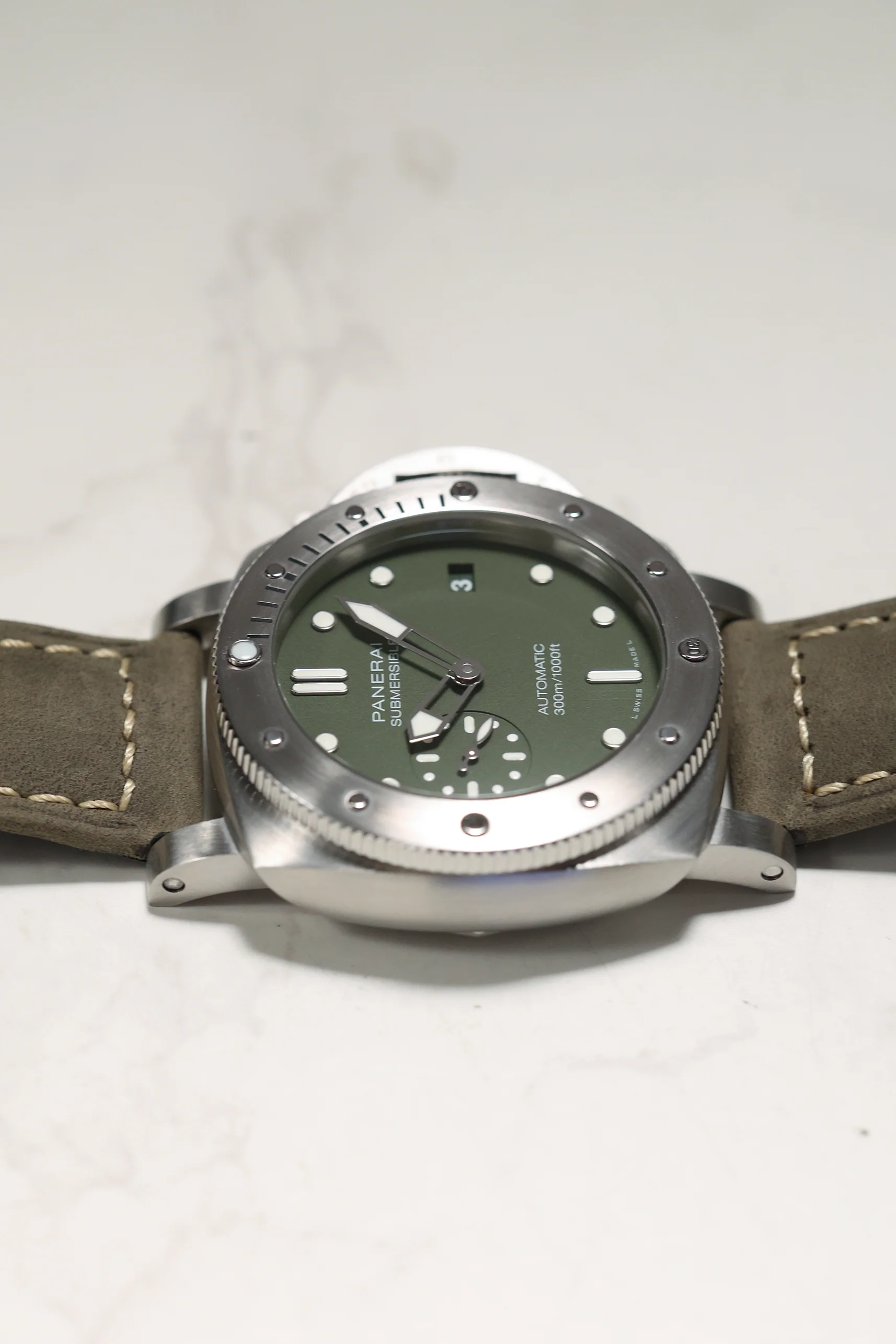 Panerai Submersible Verde Militare LE 42mm PAM01055 2020 [Preowned] - Image 11