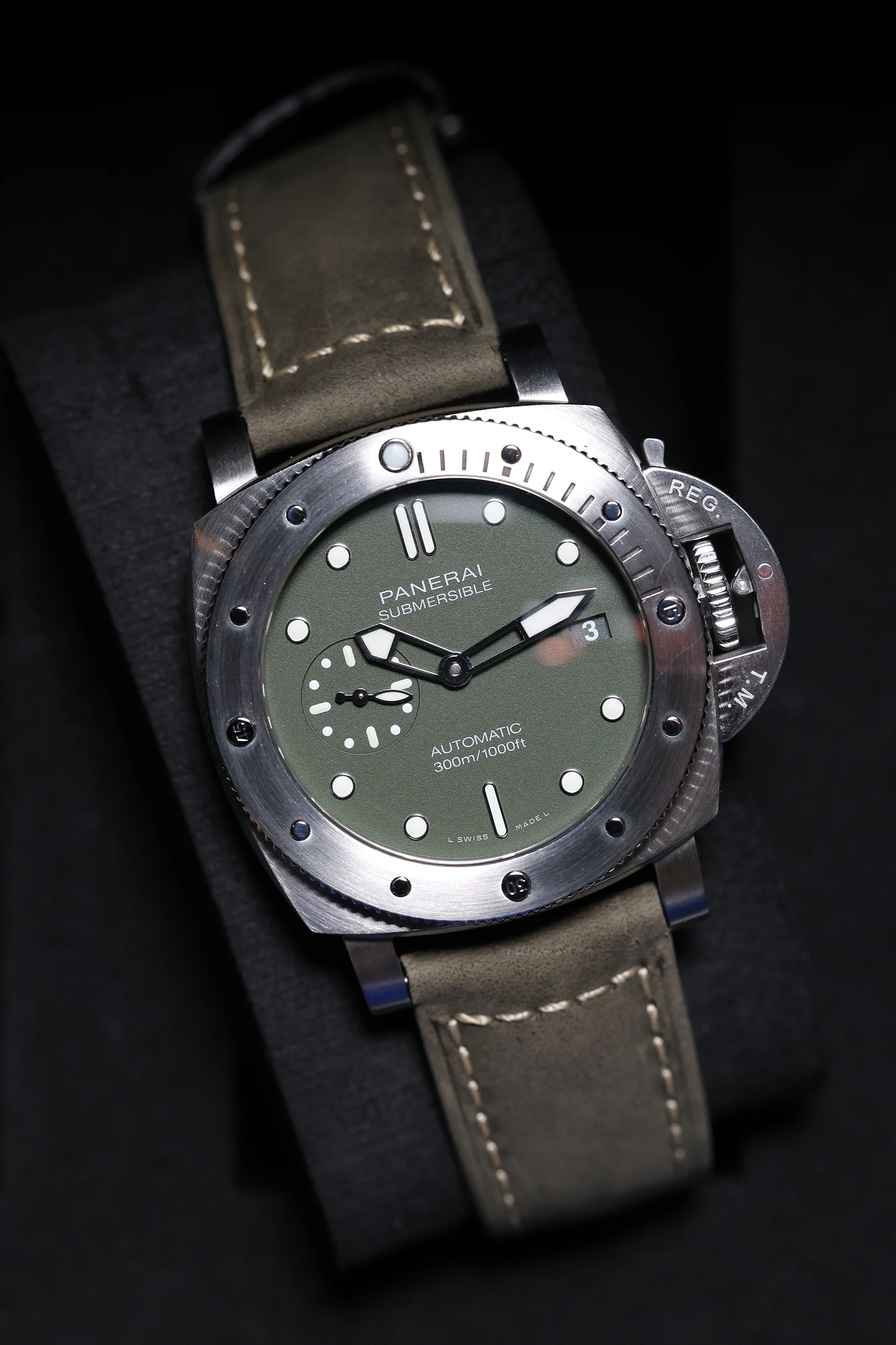 Panerai Submersible Verde Militare LE 42mm PAM01055 2020 [Preowned] - Image 7