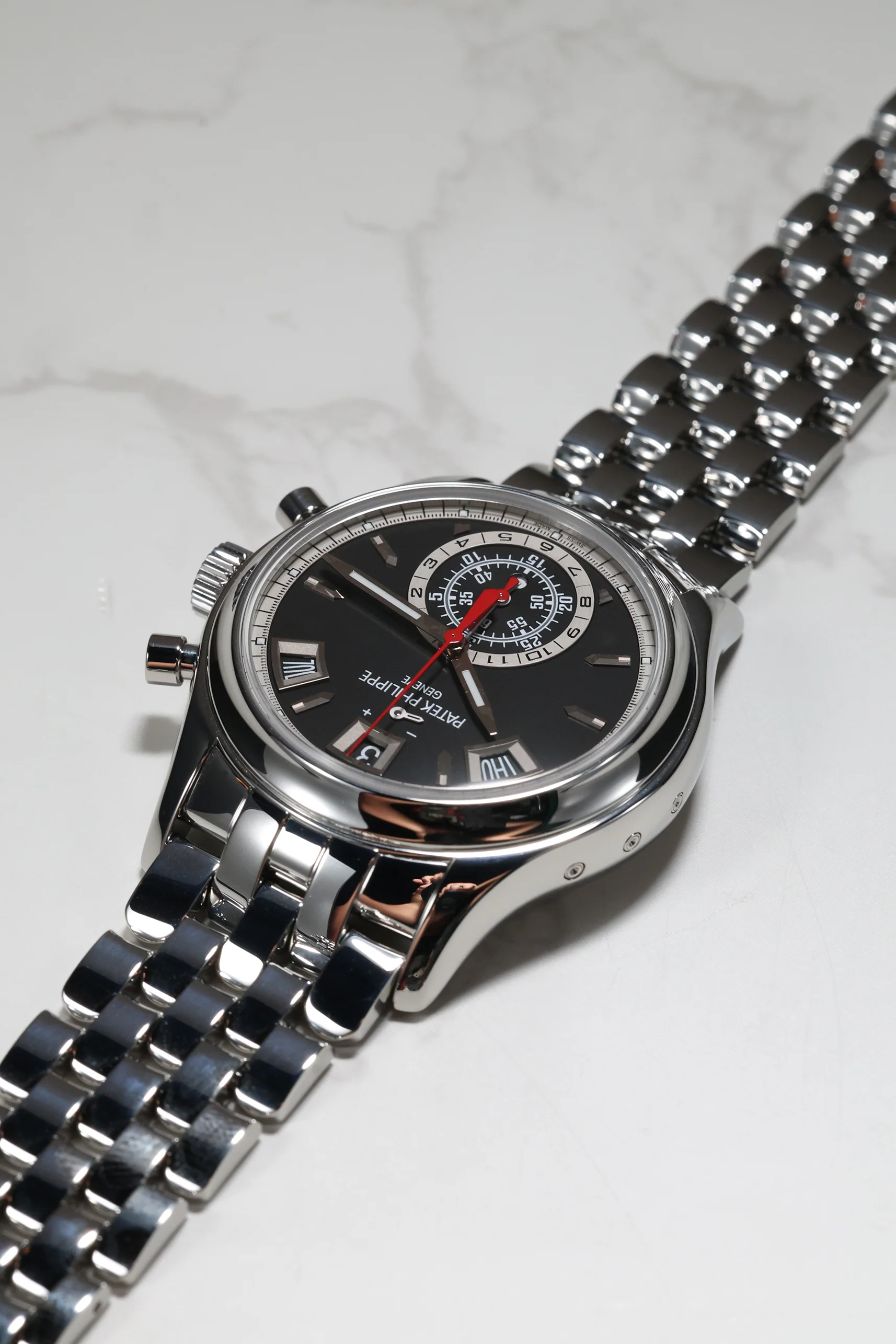 Patek Philippe Annual Calendar Chronograph Steel Black 5960/1A-010 2018 [Preowned] - Image 13