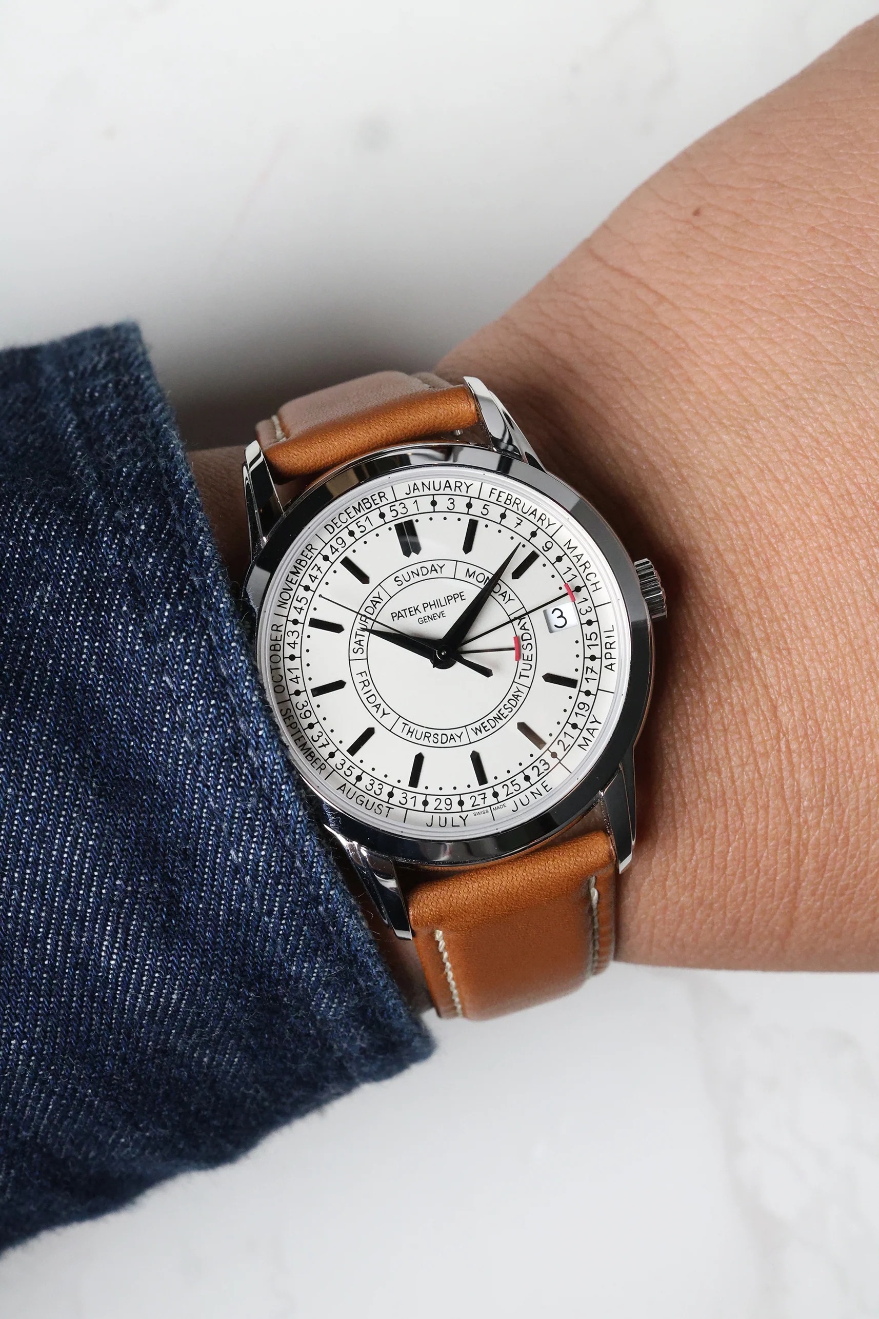 Patek Philippe Complications Calatrava Weekly Calendar 5212A 2025 NOS - Image 6