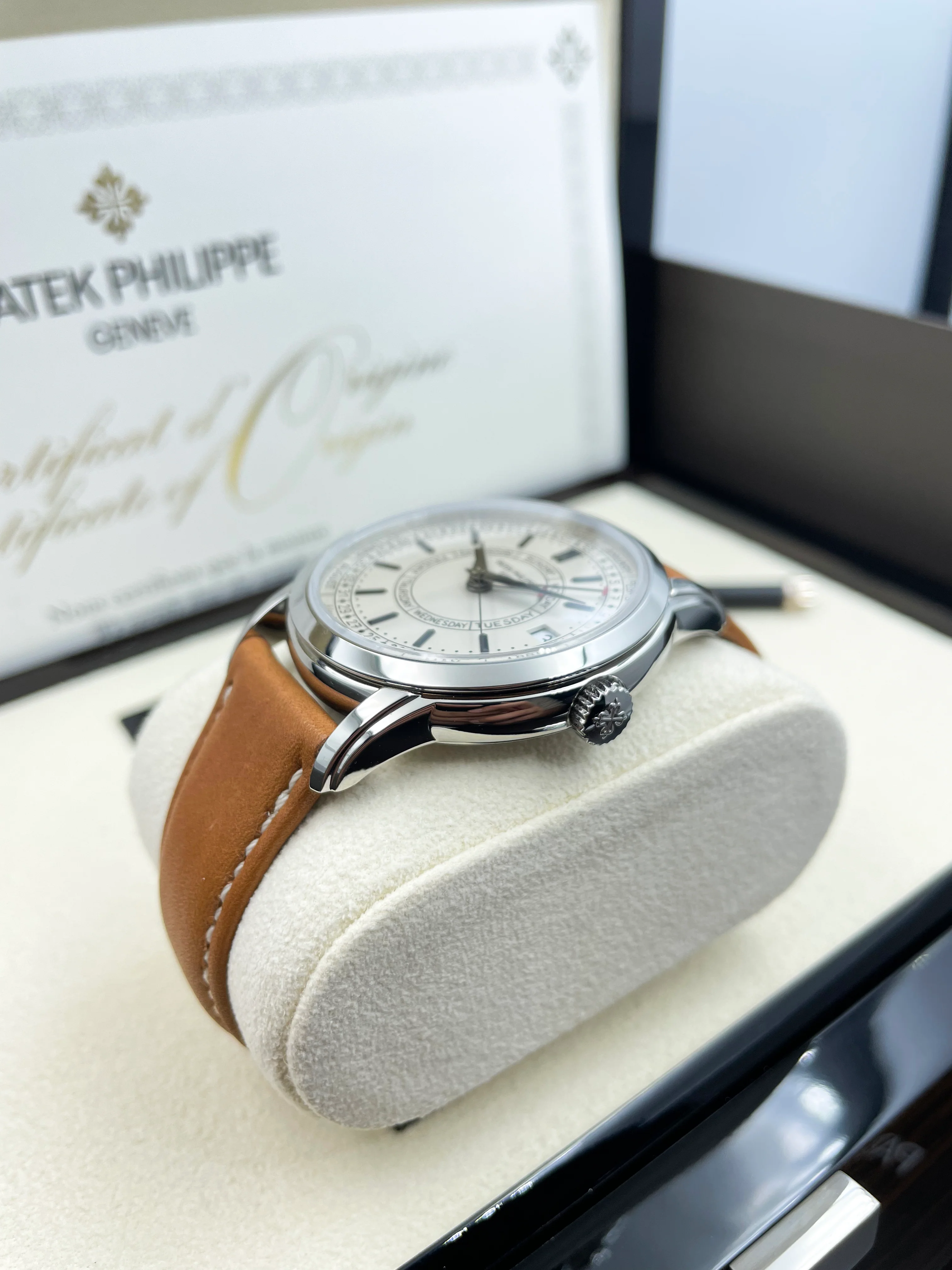 Patek Philippe Complications Calatrava Weekly Calendar 5212A 2021 NOS - Image 15