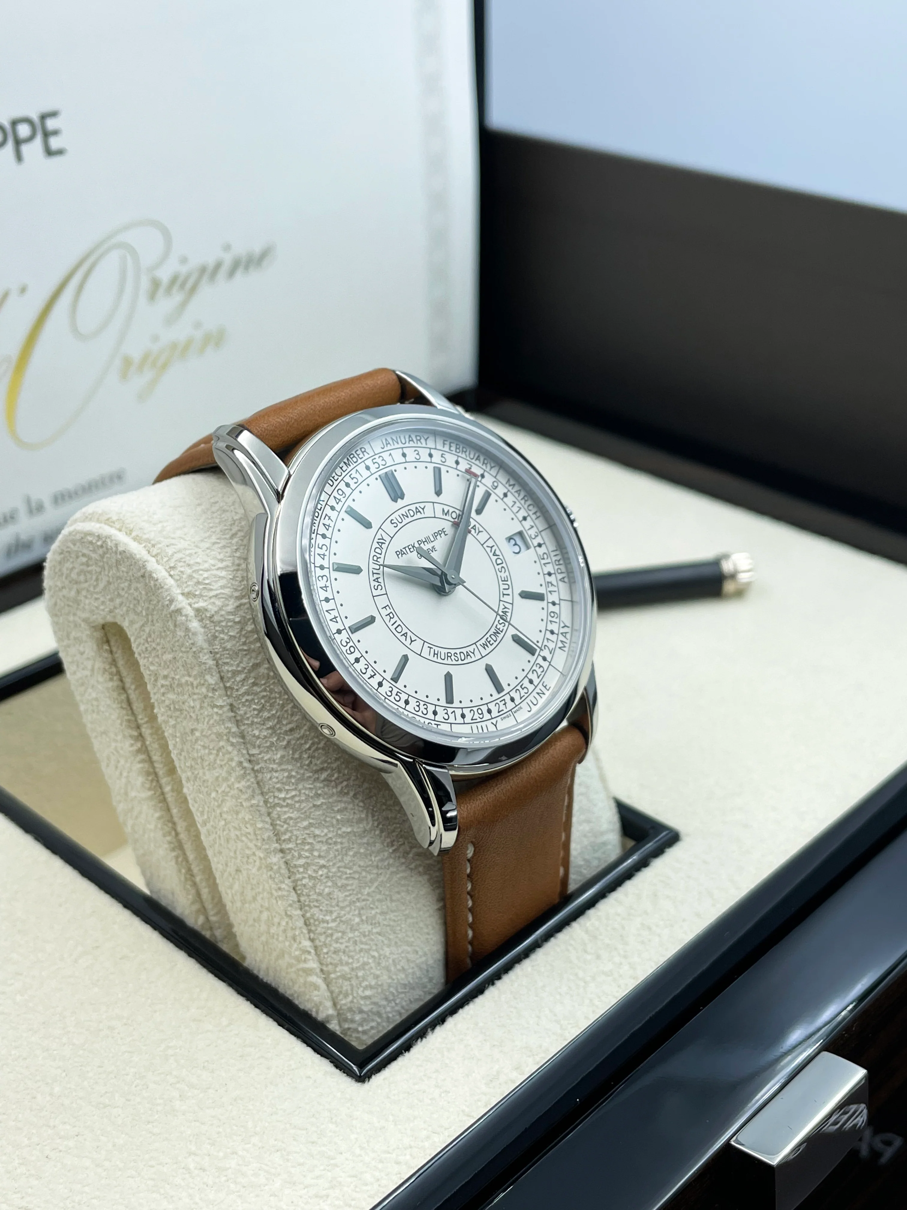 Patek Philippe Complications Calatrava Weekly Calendar 5212A 2021 NOS - Image 9