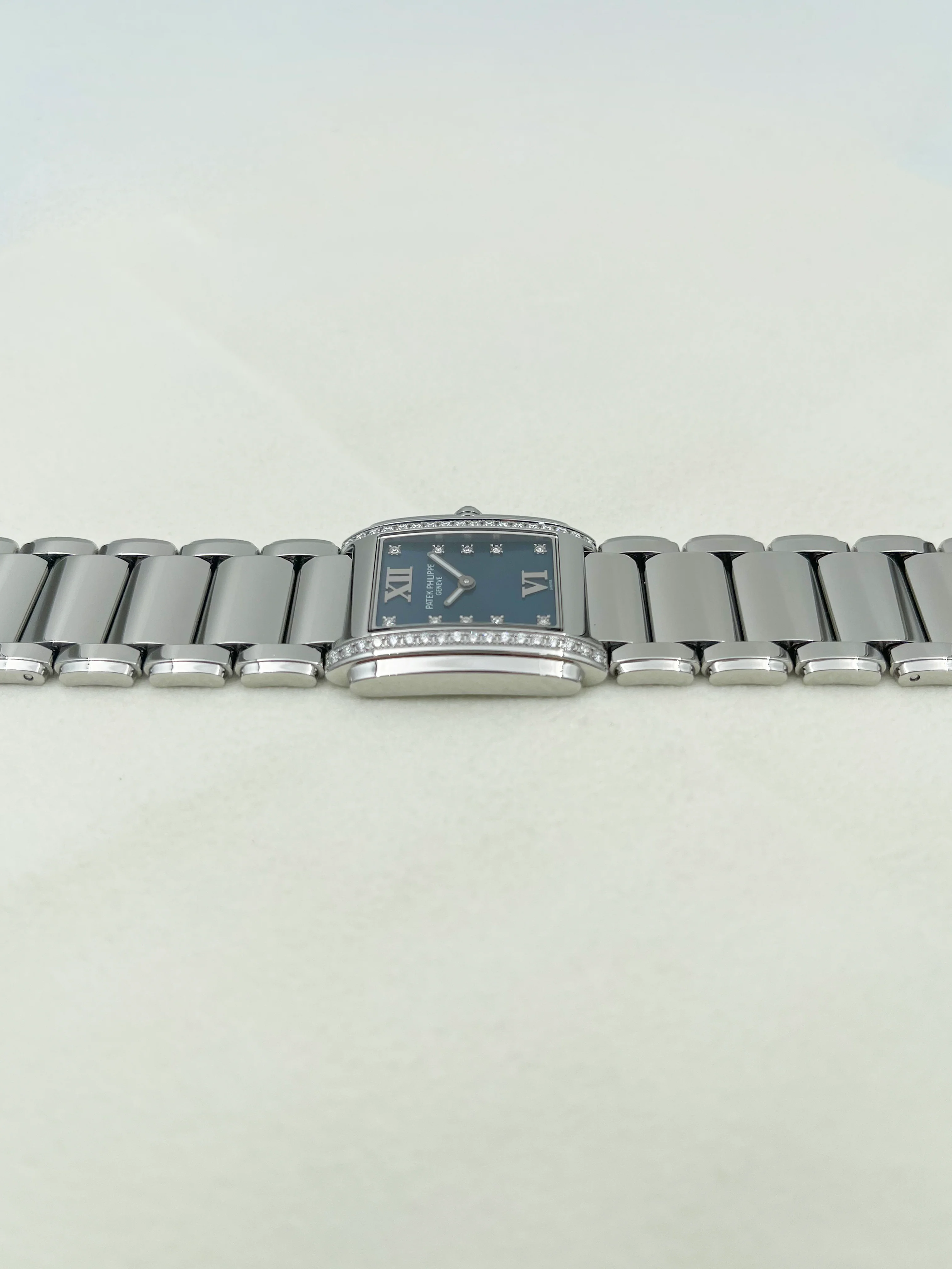 Patek Philippe Twenty-4 Blue Dial 4910/10A-012 2012 [Preowned] - Image 11