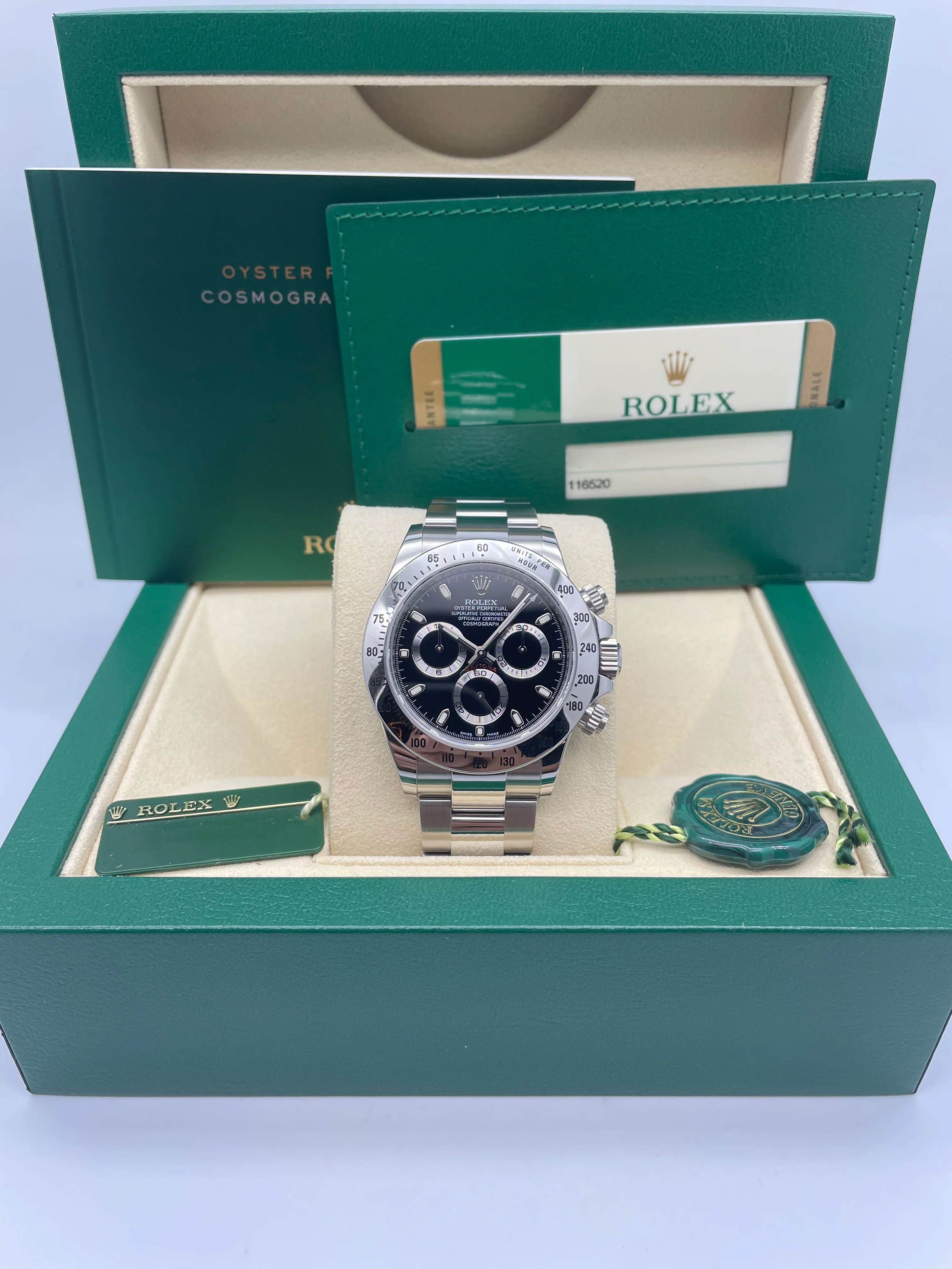 Rolex Cosmograph Daytona Black Dial 116520 2016 Discontinued [Preowned] - Image 17