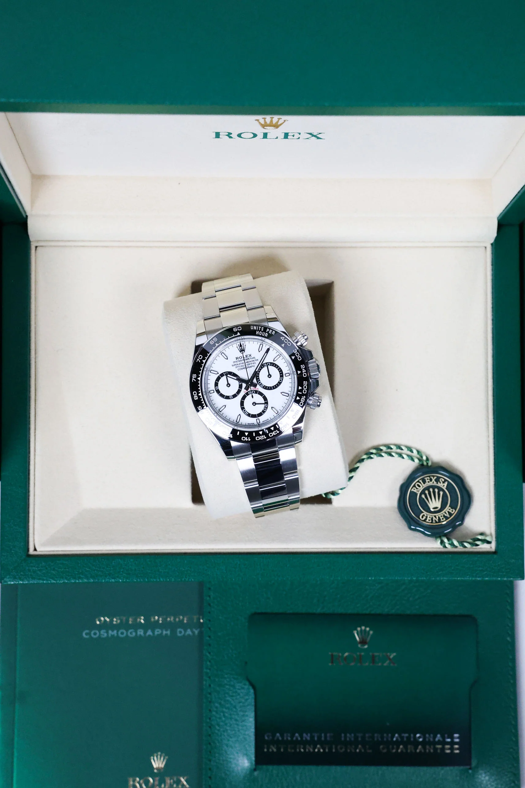 Rolex Cosmograph Daytona Steel White Panda 126500LN - Image 14