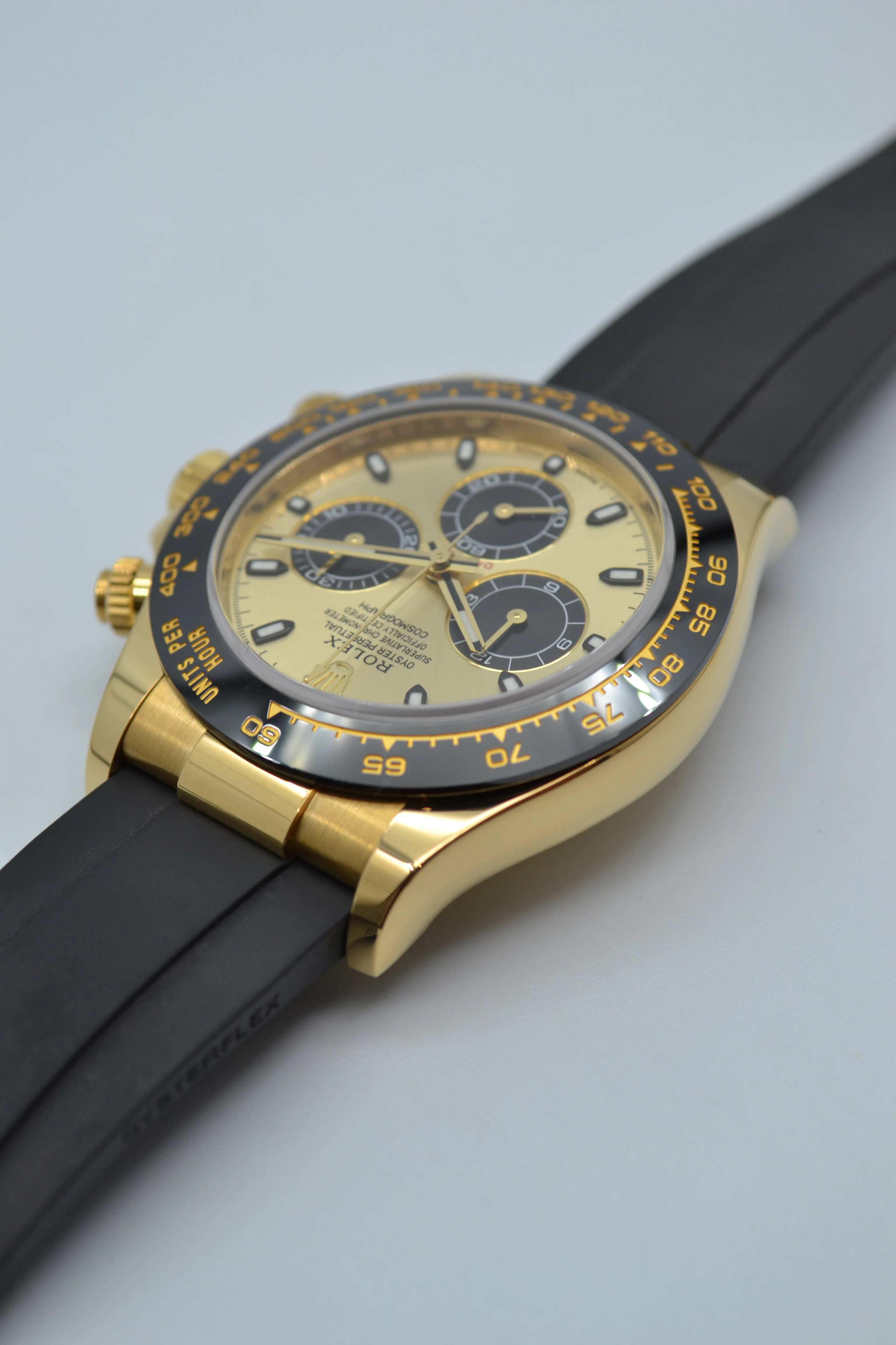 Rolex Cosmograph Daytona Yellow Gold YML Oysterflex 116518LN 2023 [Preowned] - Image 9