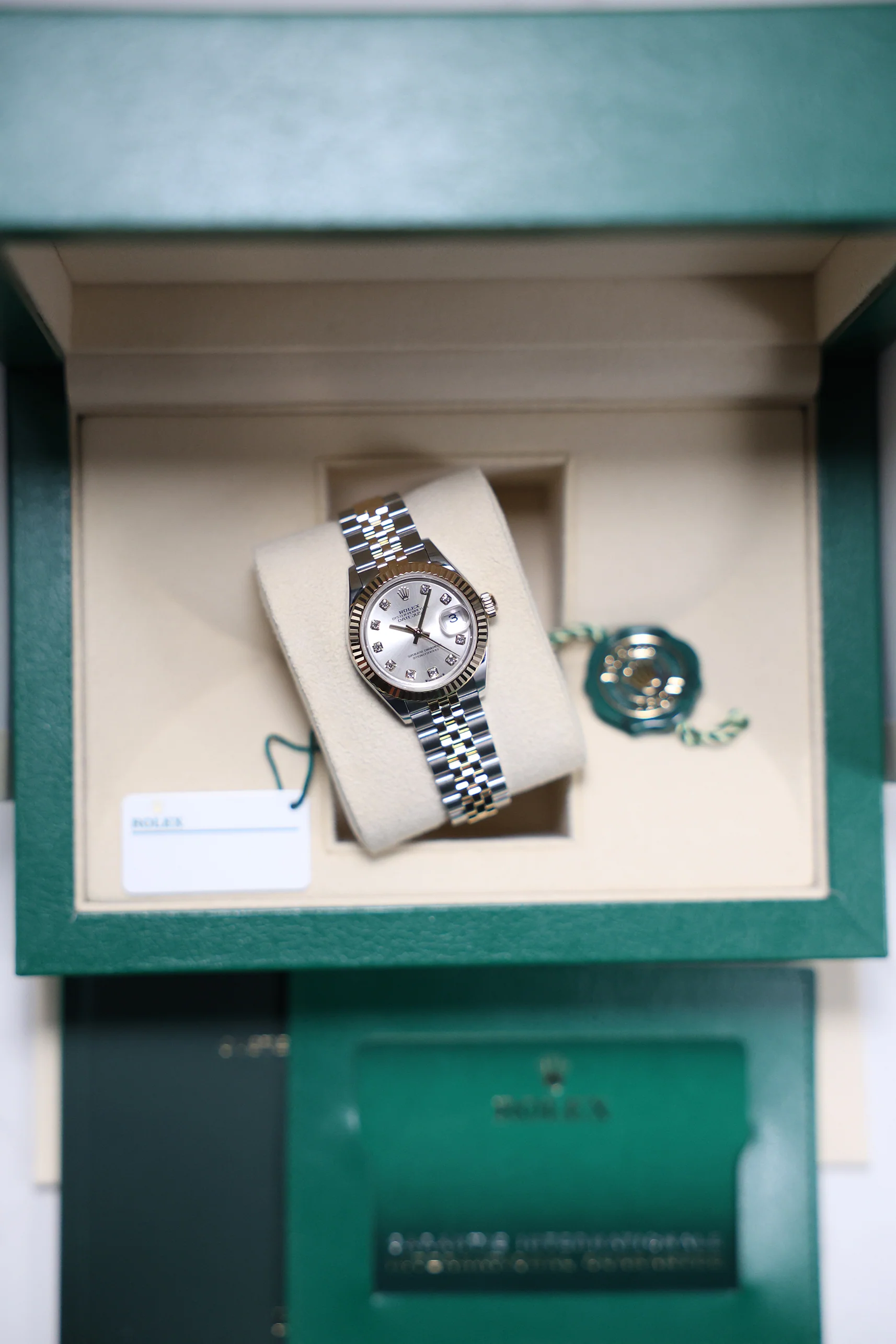 Rolex Datejust 28mm Silver 10 Diamonds Rolesor Jubilee 279173 2021 [Preowned] - Image 18