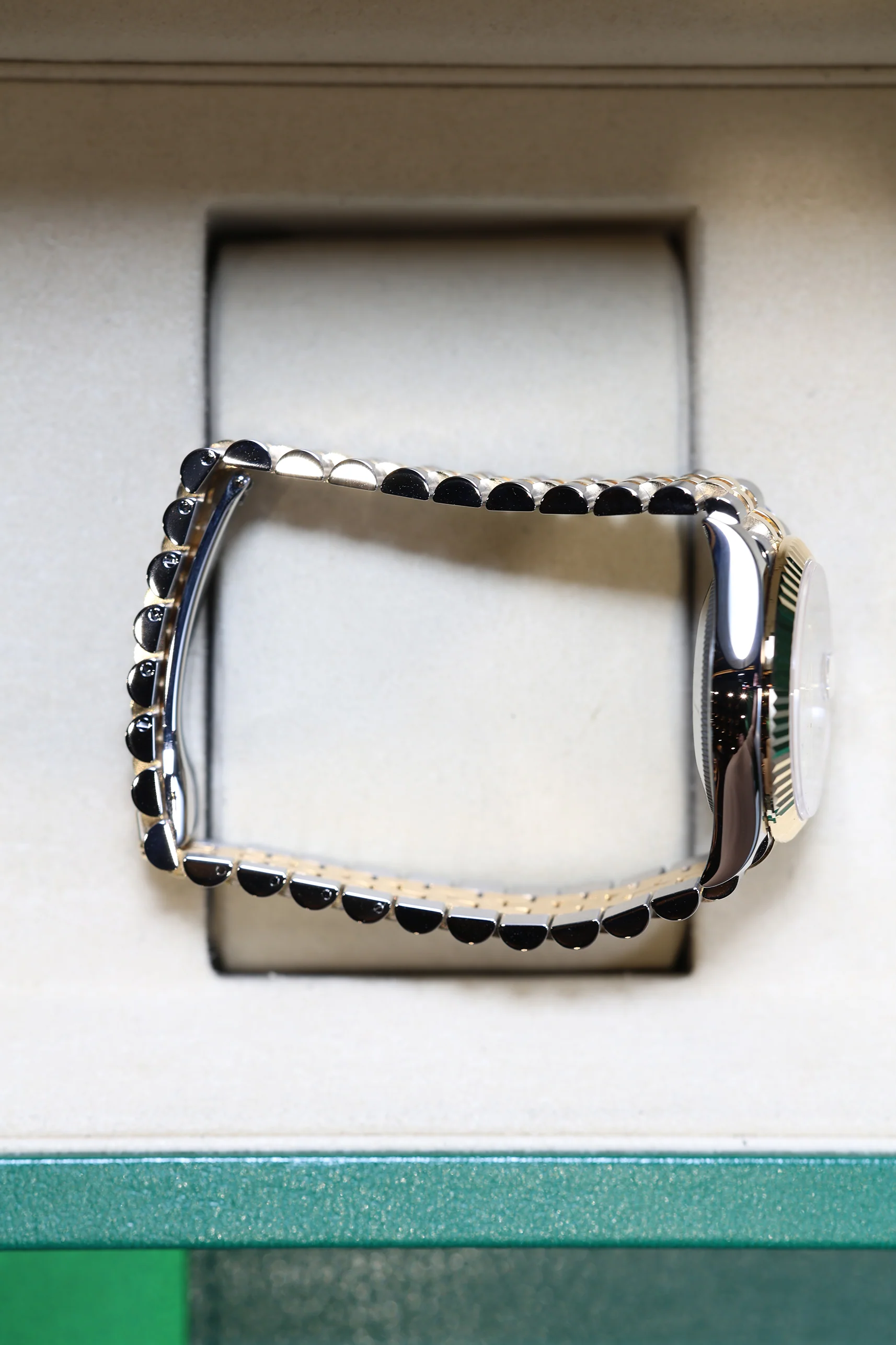 Rolex Datejust 31mm Mother of Pearl 10 Diamonds Rolesor Jubilee 278273 - Image 12