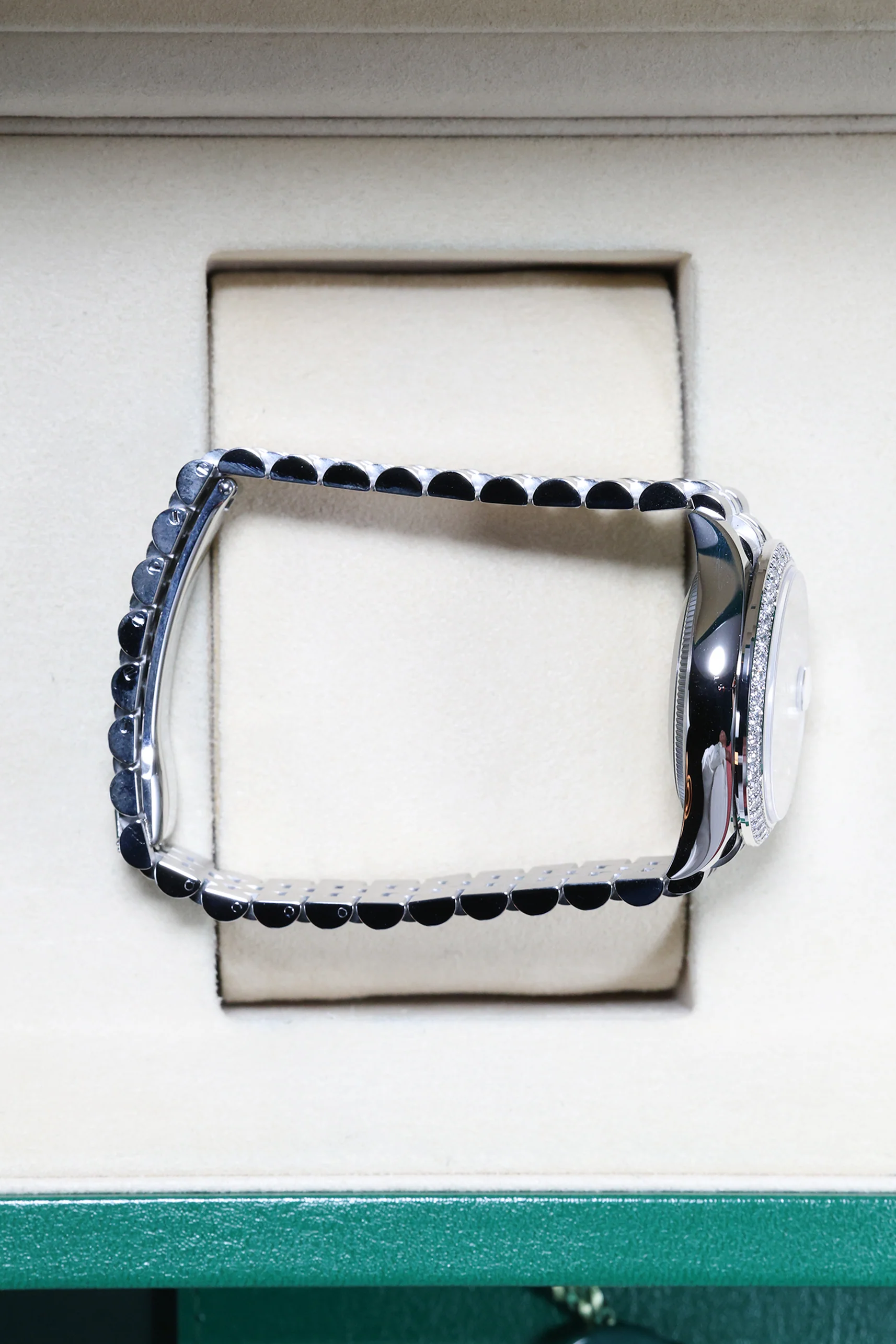Rolex Datejust 31mm White Mother of Pearl with 10 Diamonds Jubilee 278384RBR - Image 12