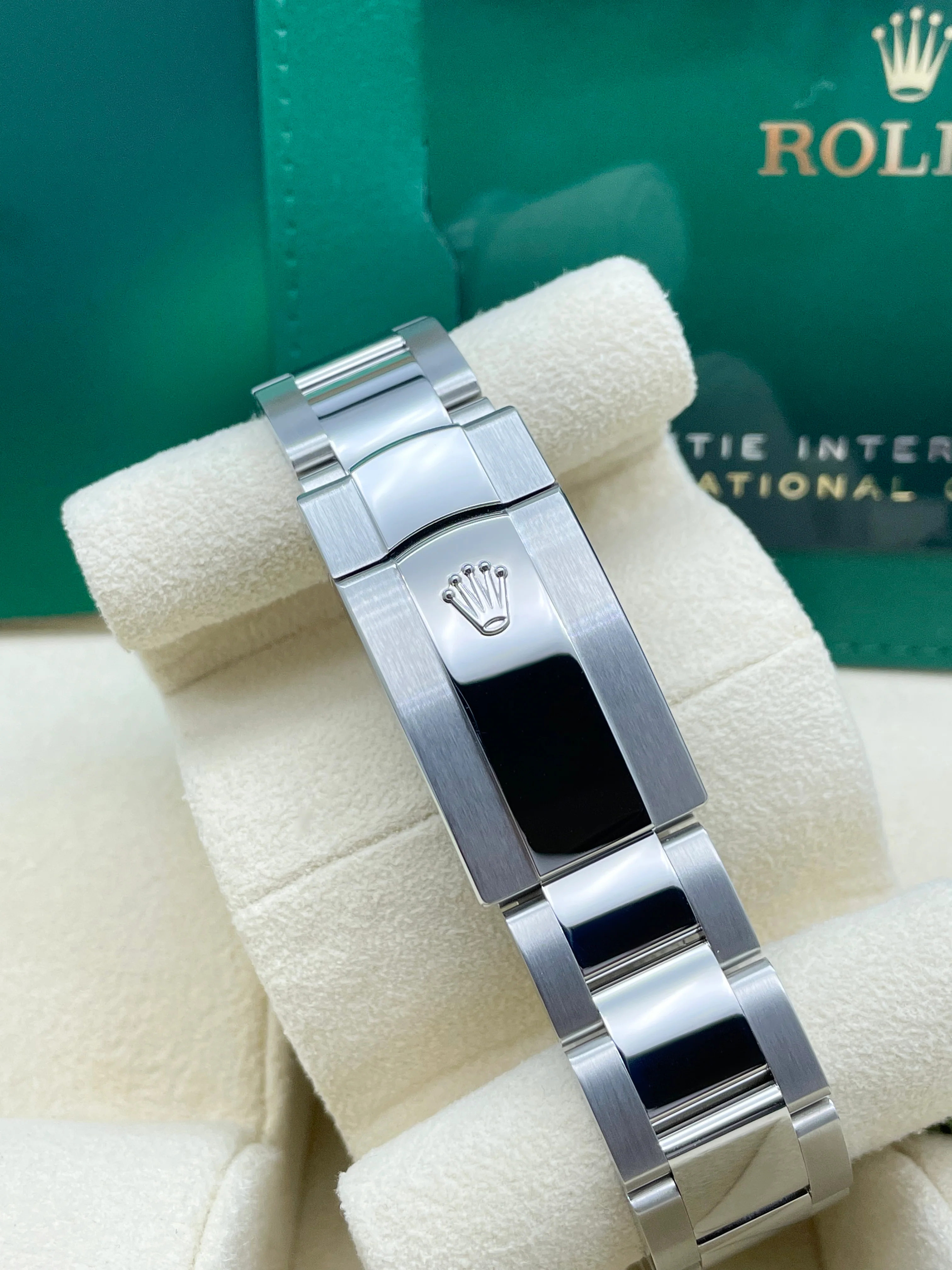 Rolex Datejust 36mm Mint Green Oyster 126234 - Image 9