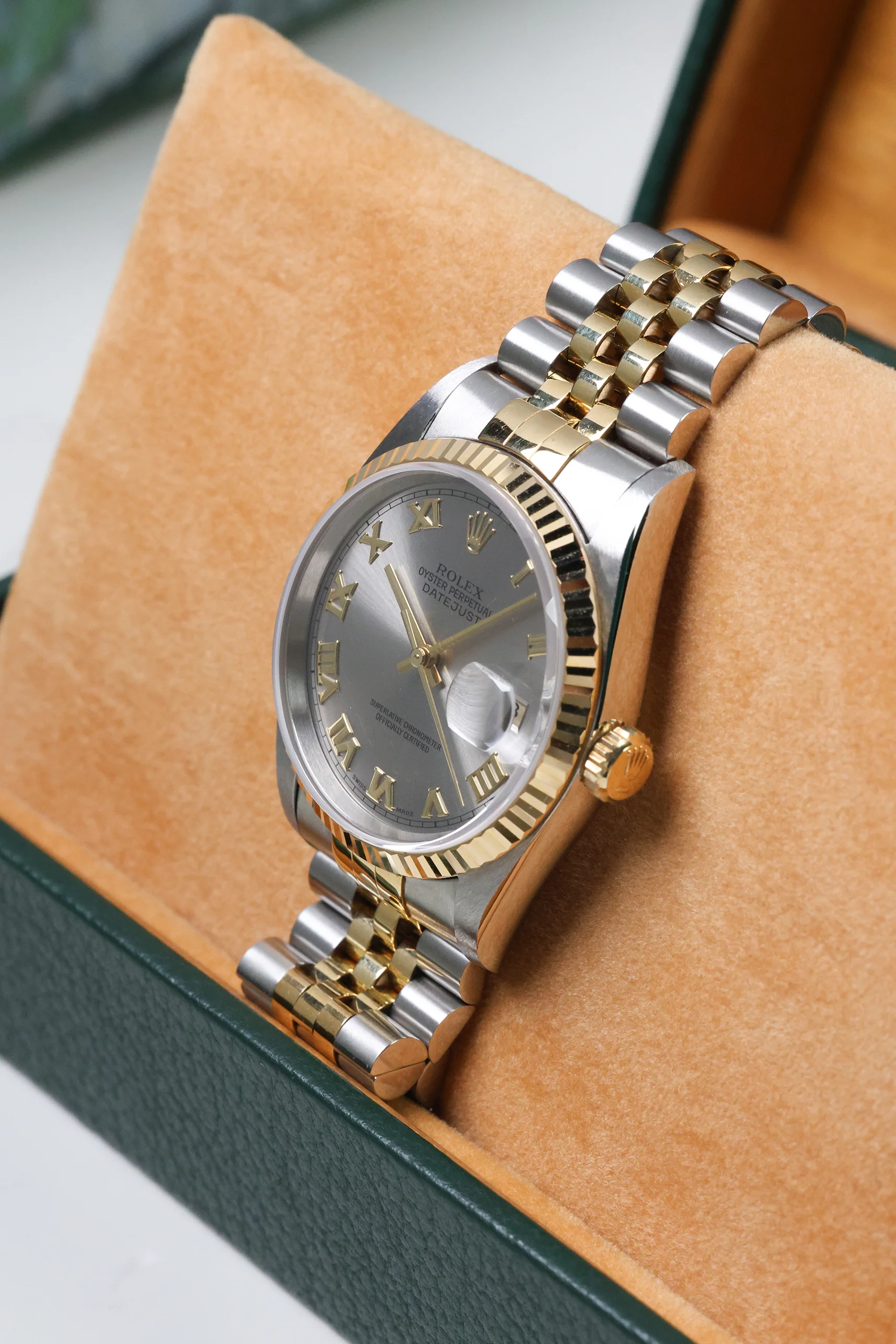 Rolex Datejust 36mm Silver Roman Steel Rolesor on Jubilee 16233 1997 [NOS] - Image 9
