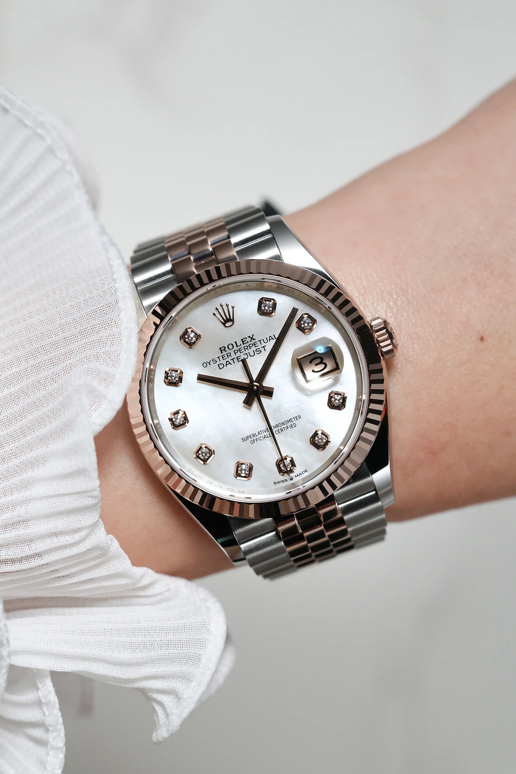 Rolex Datejust 36mm White Mother of Pearl 10 Diamond Jubilee 126231 - Image 6