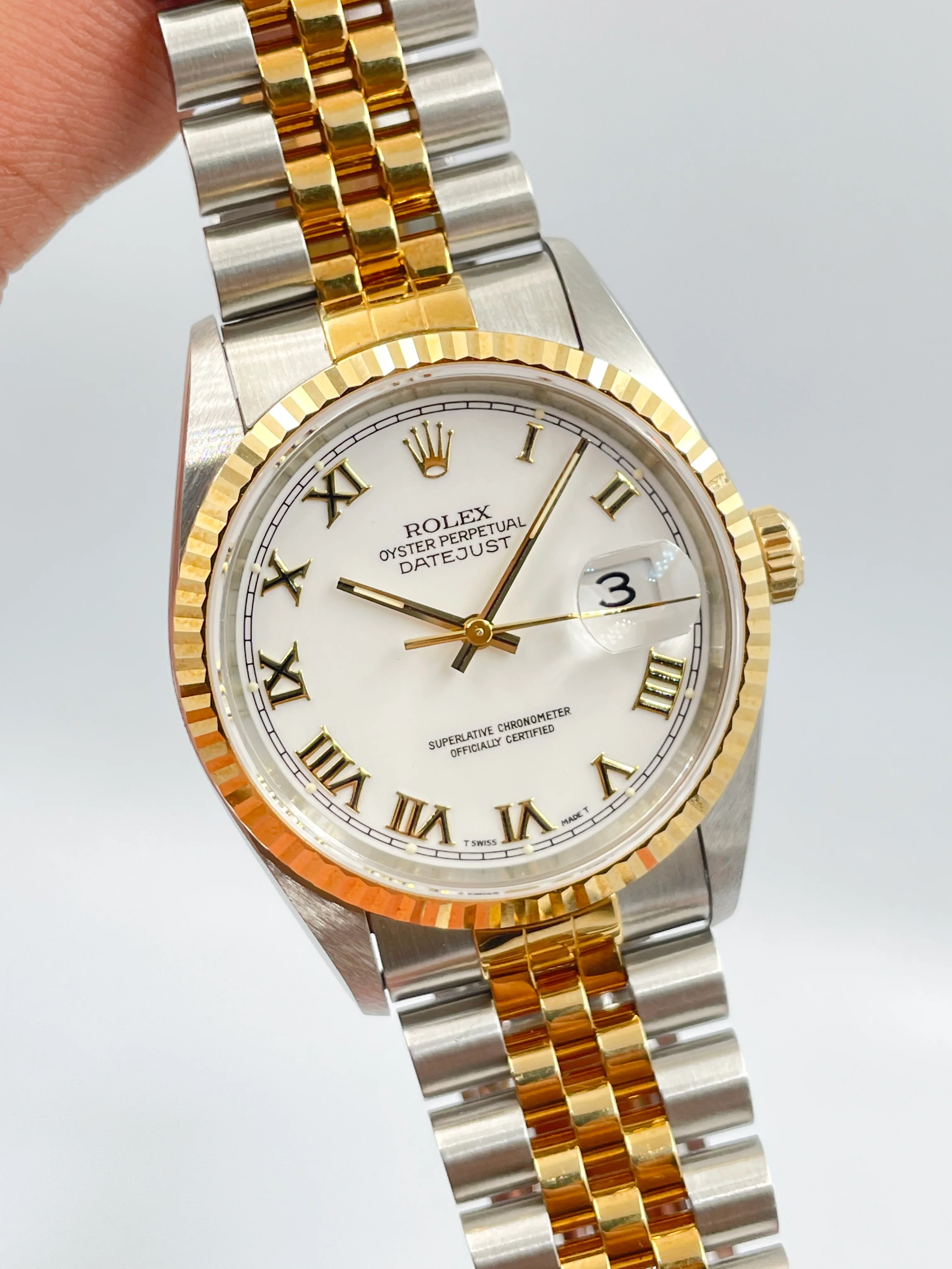 Rolex Datejust 36mm White Roman Dial Steel Rolesor on Jubilee 16233 1998 [NOS] - Image 7