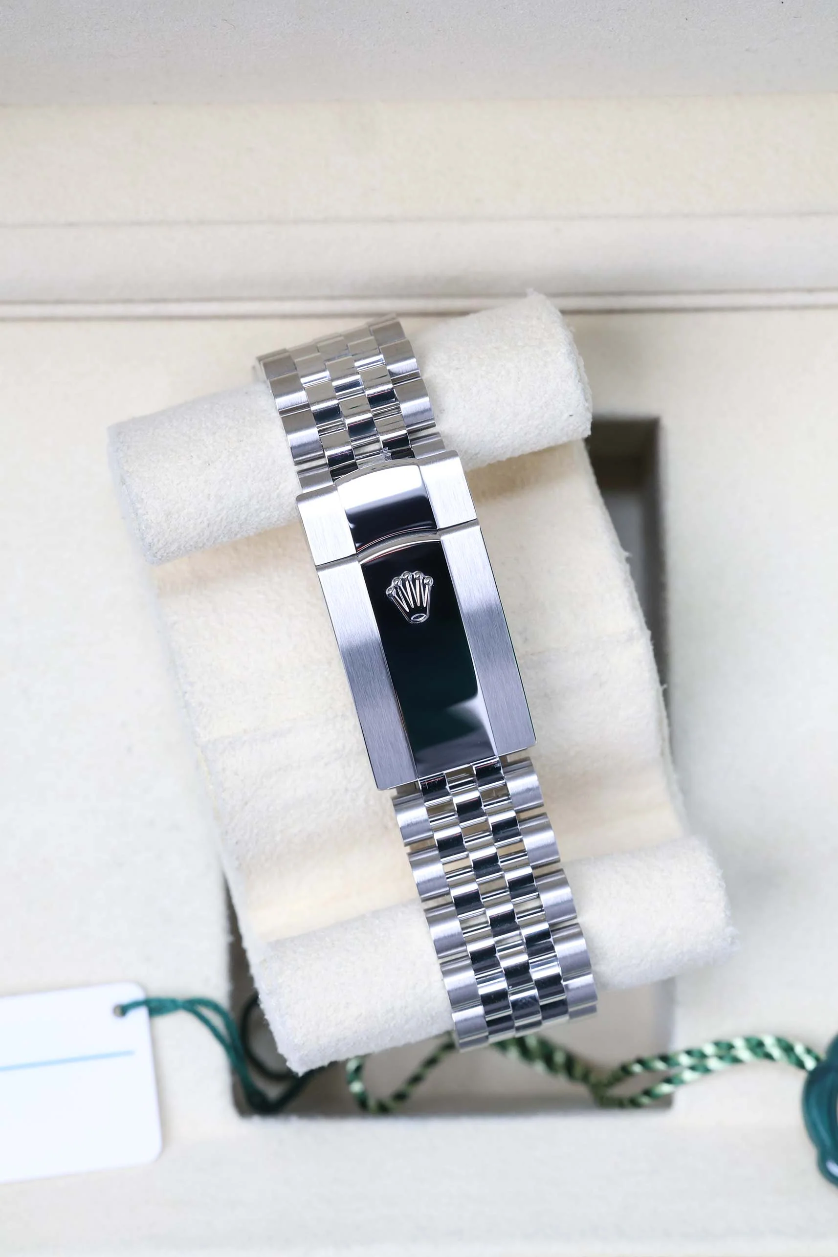Rolex Datejust 41mm Azzurro Blue Roman on Jubilee 126334 - Image 13