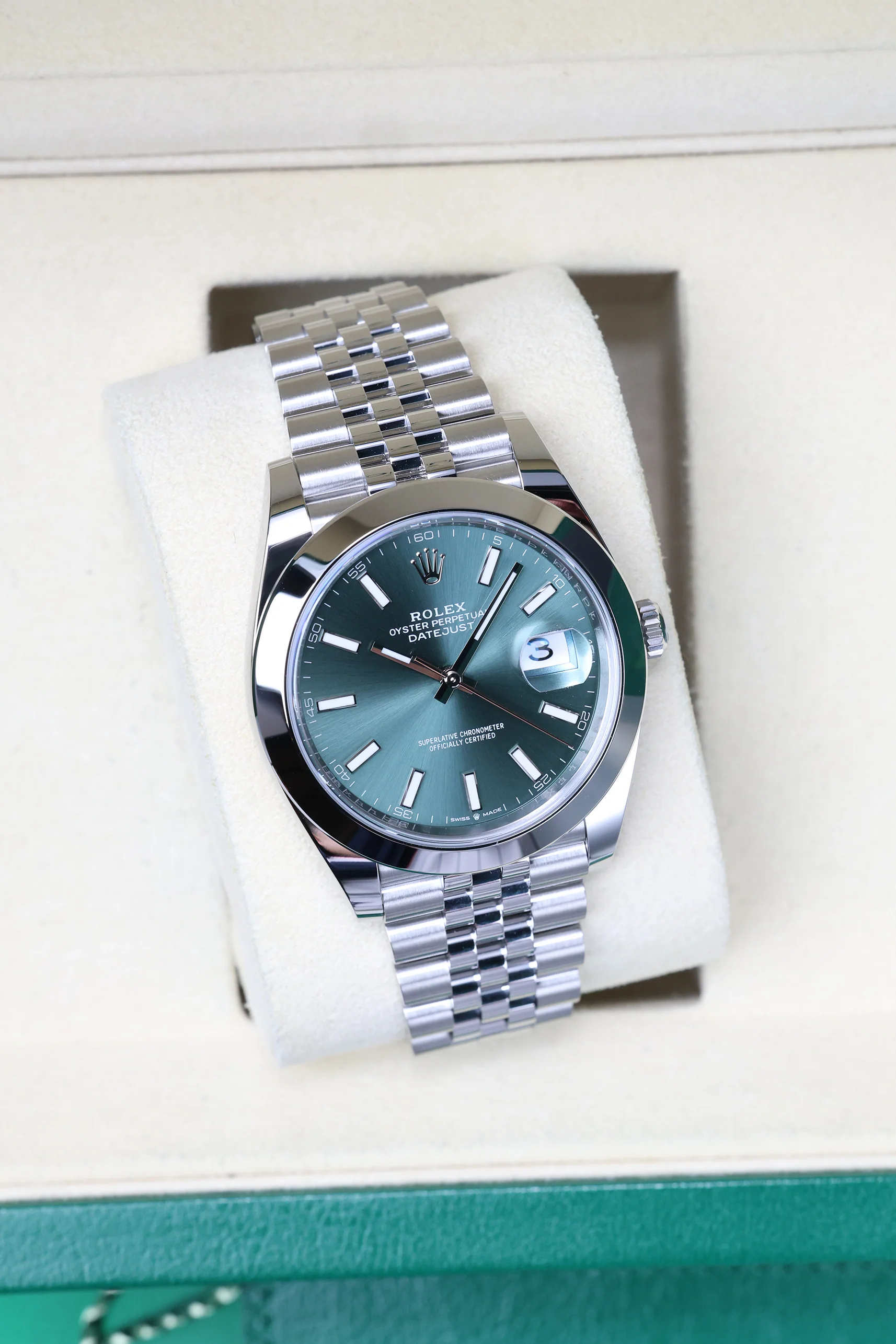 Rolex Datejust 41mm Mint Green Jubilee 126300 - Image 8