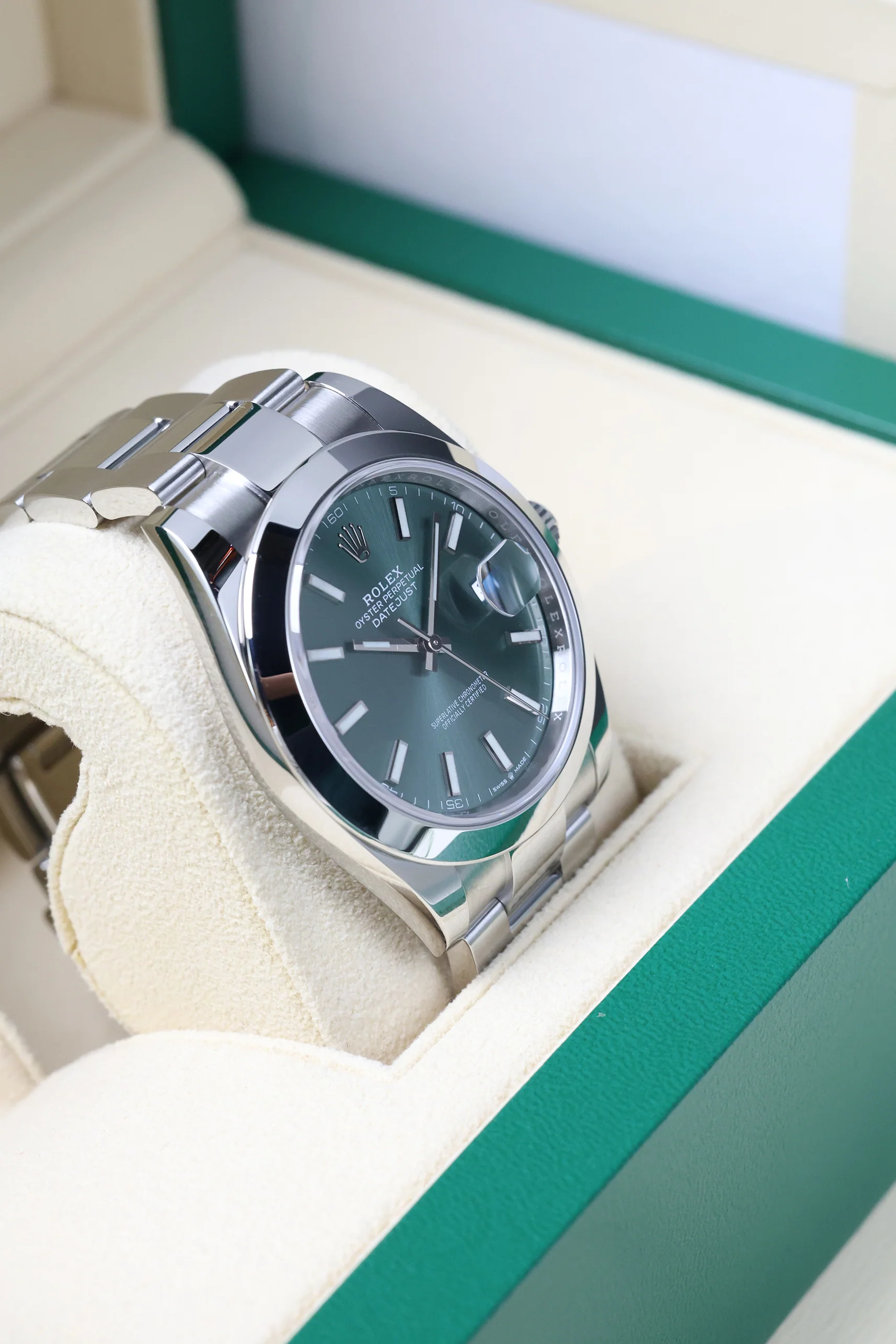 Rolex Datejust 41mm Mint Green Oyster 126300 2023 [Preowned] - Image 10