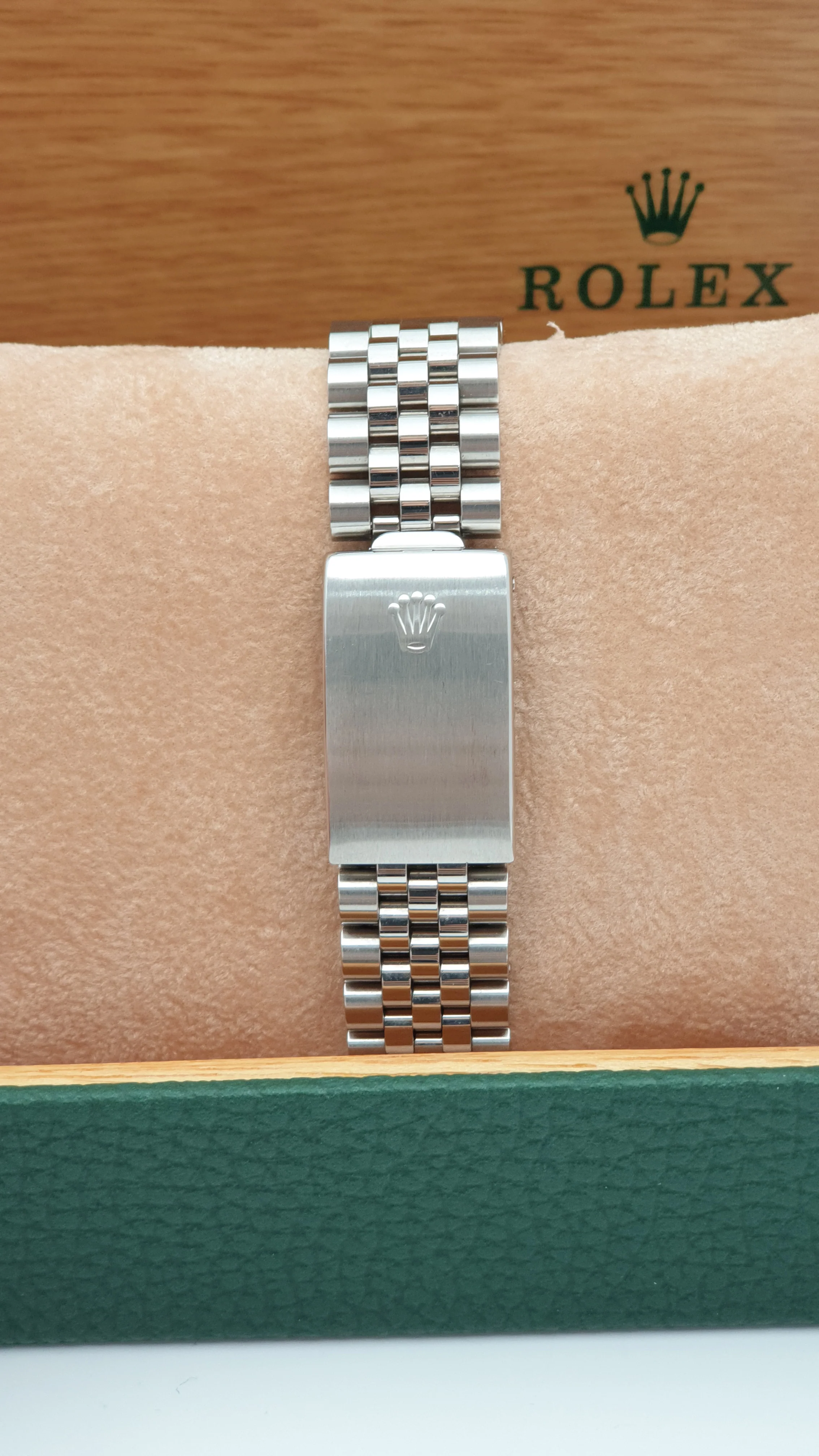 Rolex Datejust Turn-O-Graph 36mm Thunderbird 16264 1996 [Preowned] - Image 9